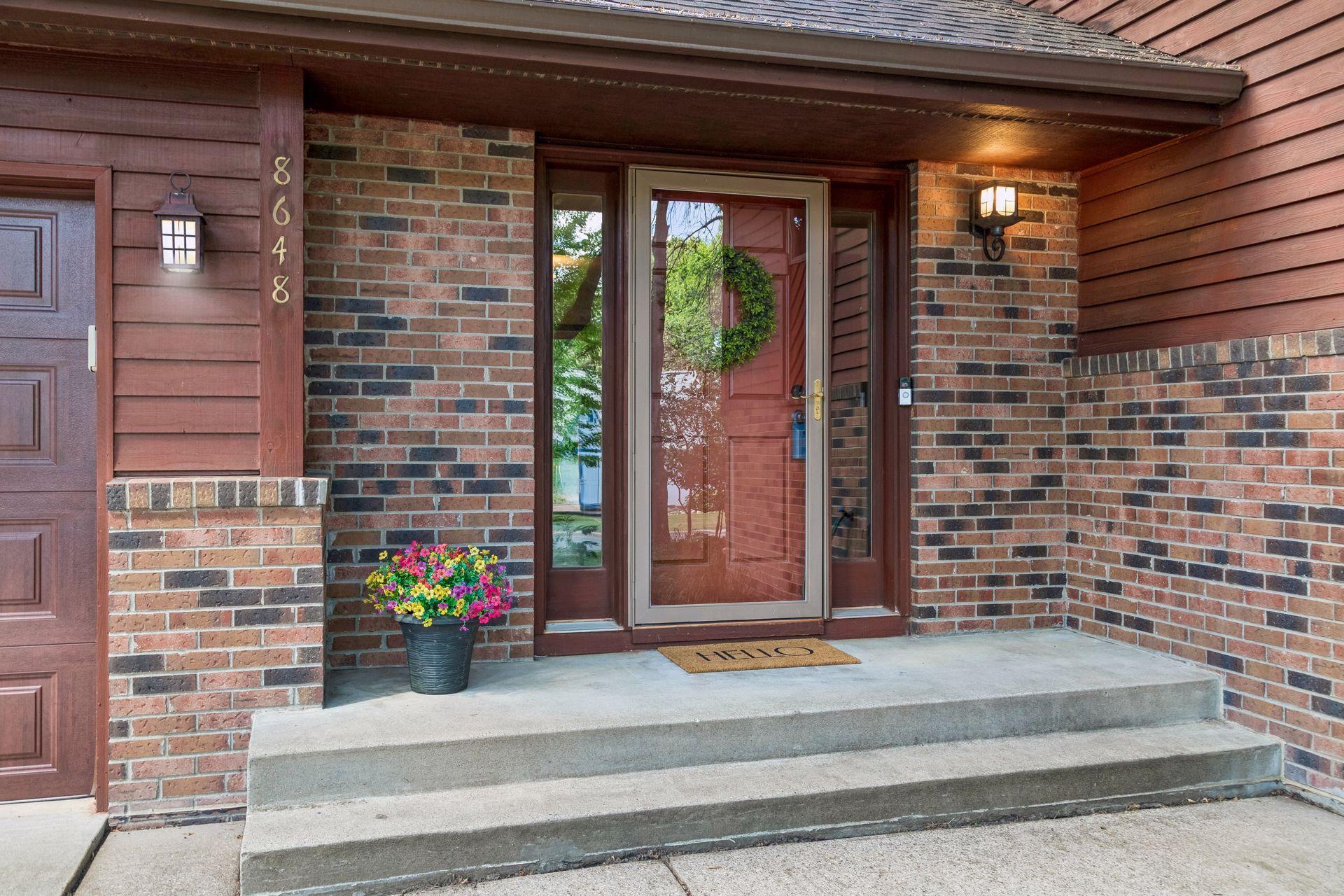8648 Park Ave, Saint Bonifacius, MN 55375
