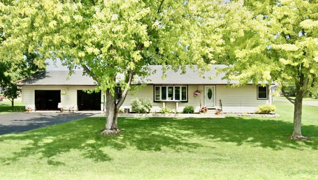 122 W Fir Ave, Fergus Falls, MN 56537
