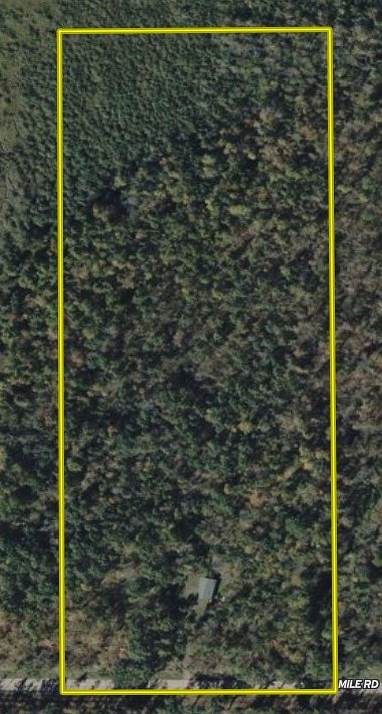 W9618 Mile Rd, Ladysmith, WI 54848