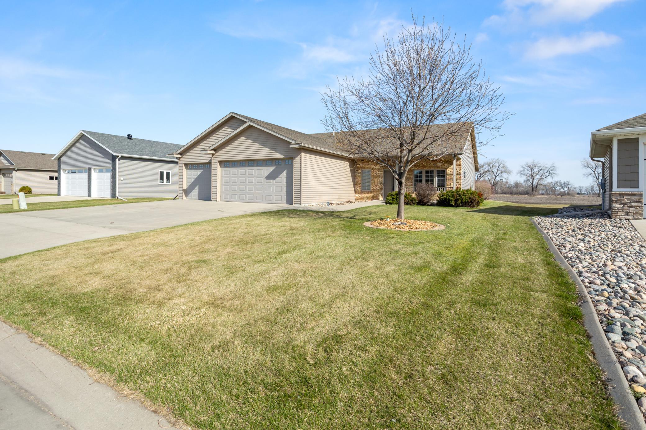 1206 6th Ave NE, Dilworth, MN 56529