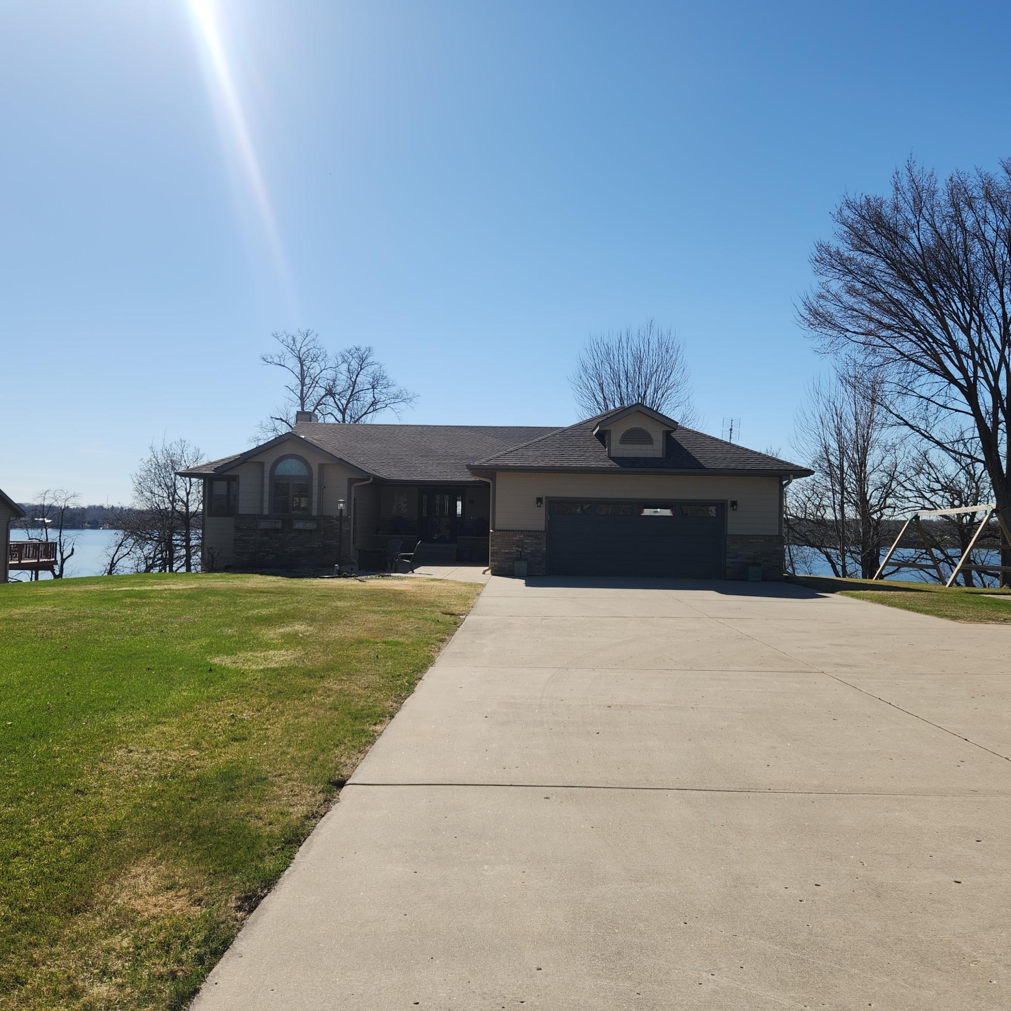 408 E Lake Geneva Rd NE, Alexandria, MN 56308