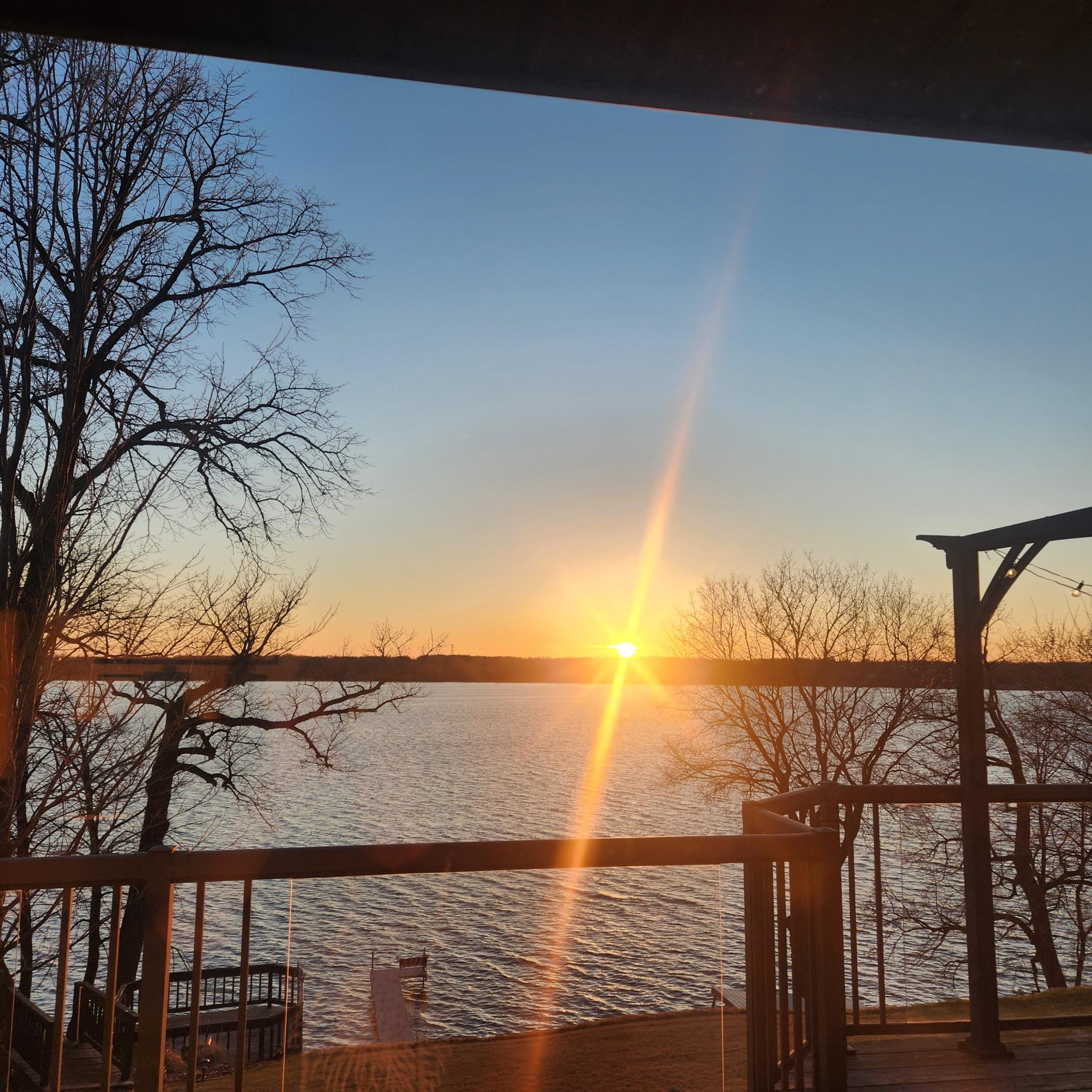 408 E Lake Geneva Rd NE, Alexandria, MN 56308