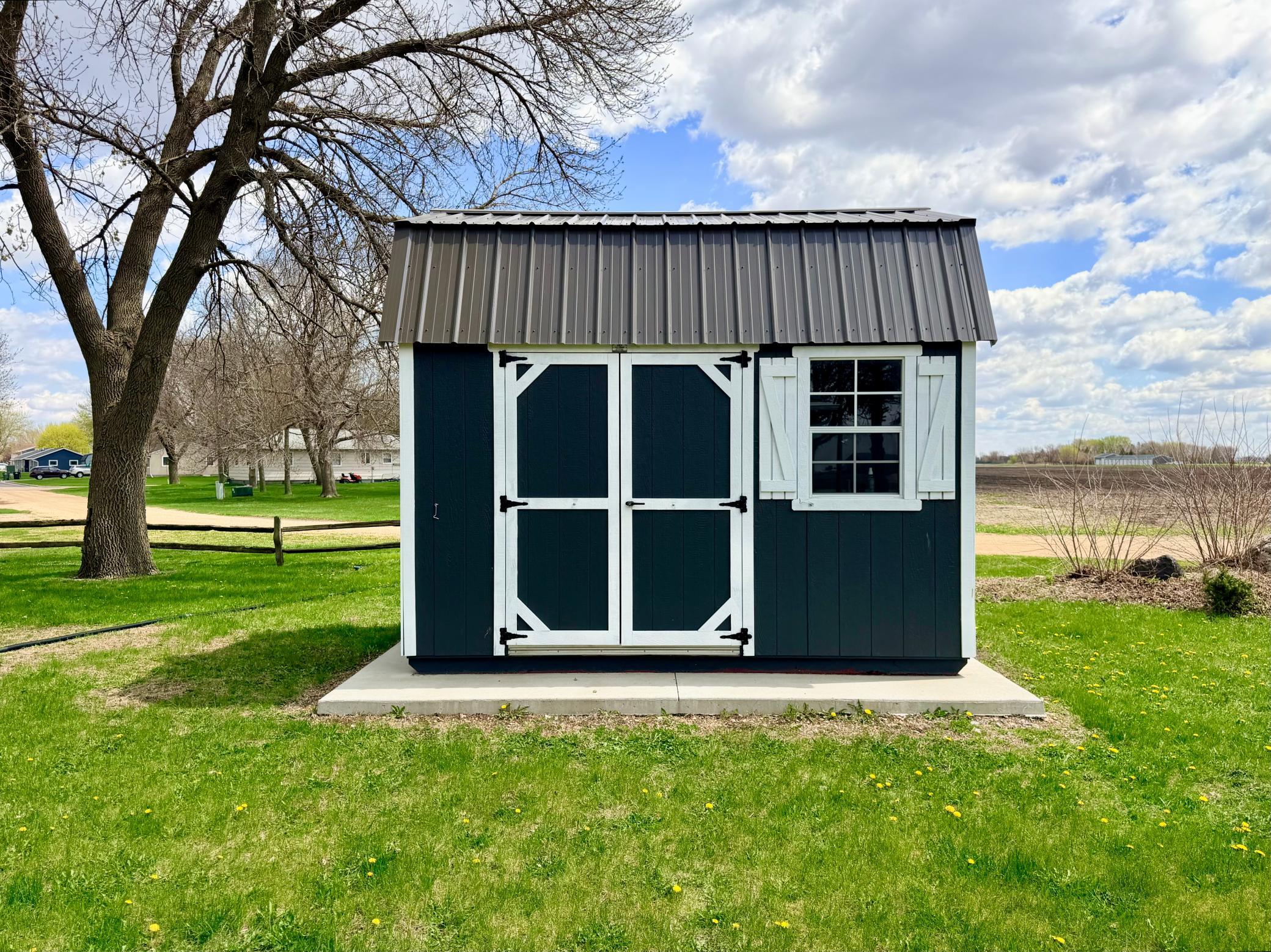 520 Frontier Rd, Brewster, MN 56119