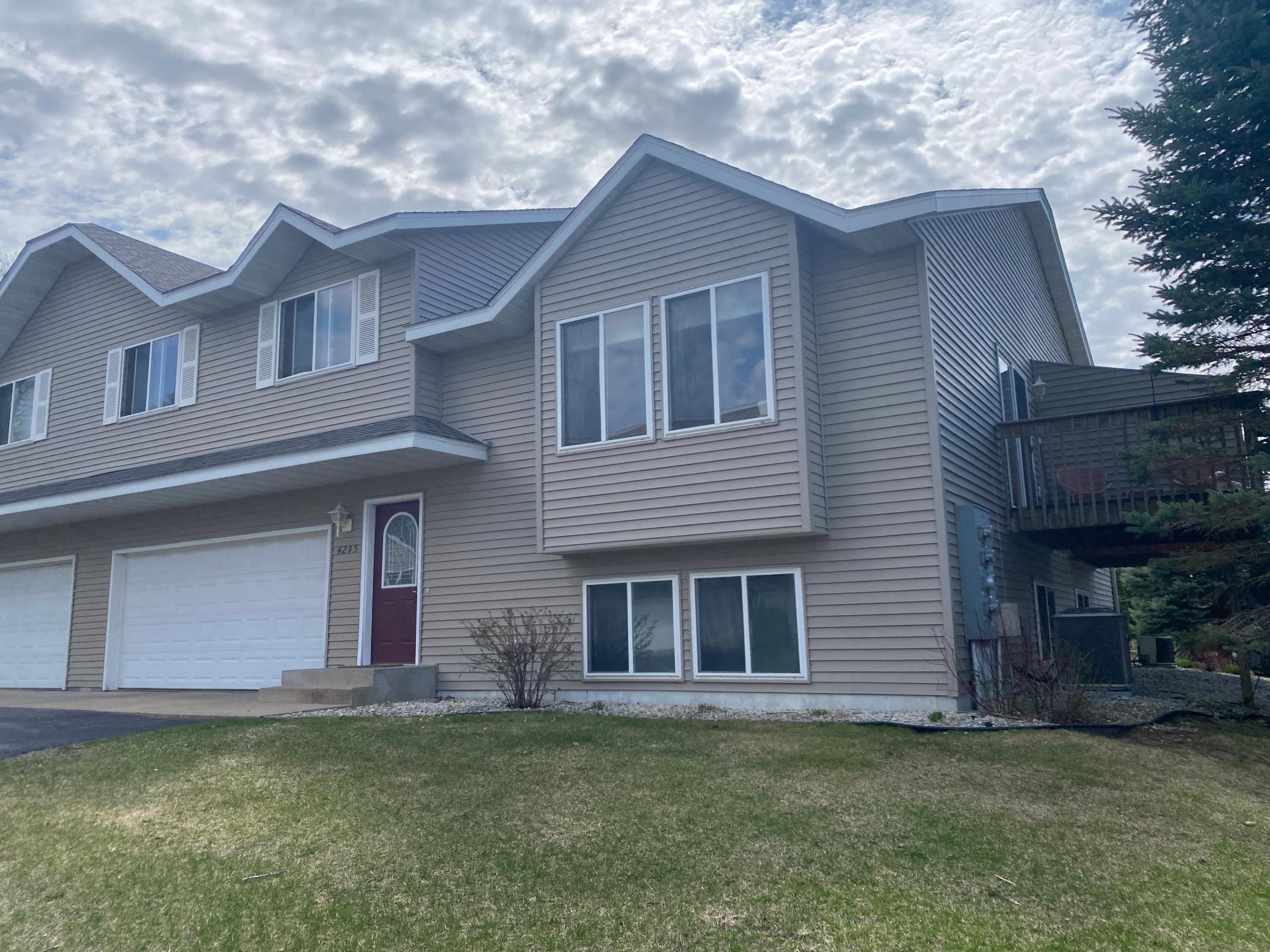 4295 Mallard Pl SE, Rochester, MN 55904