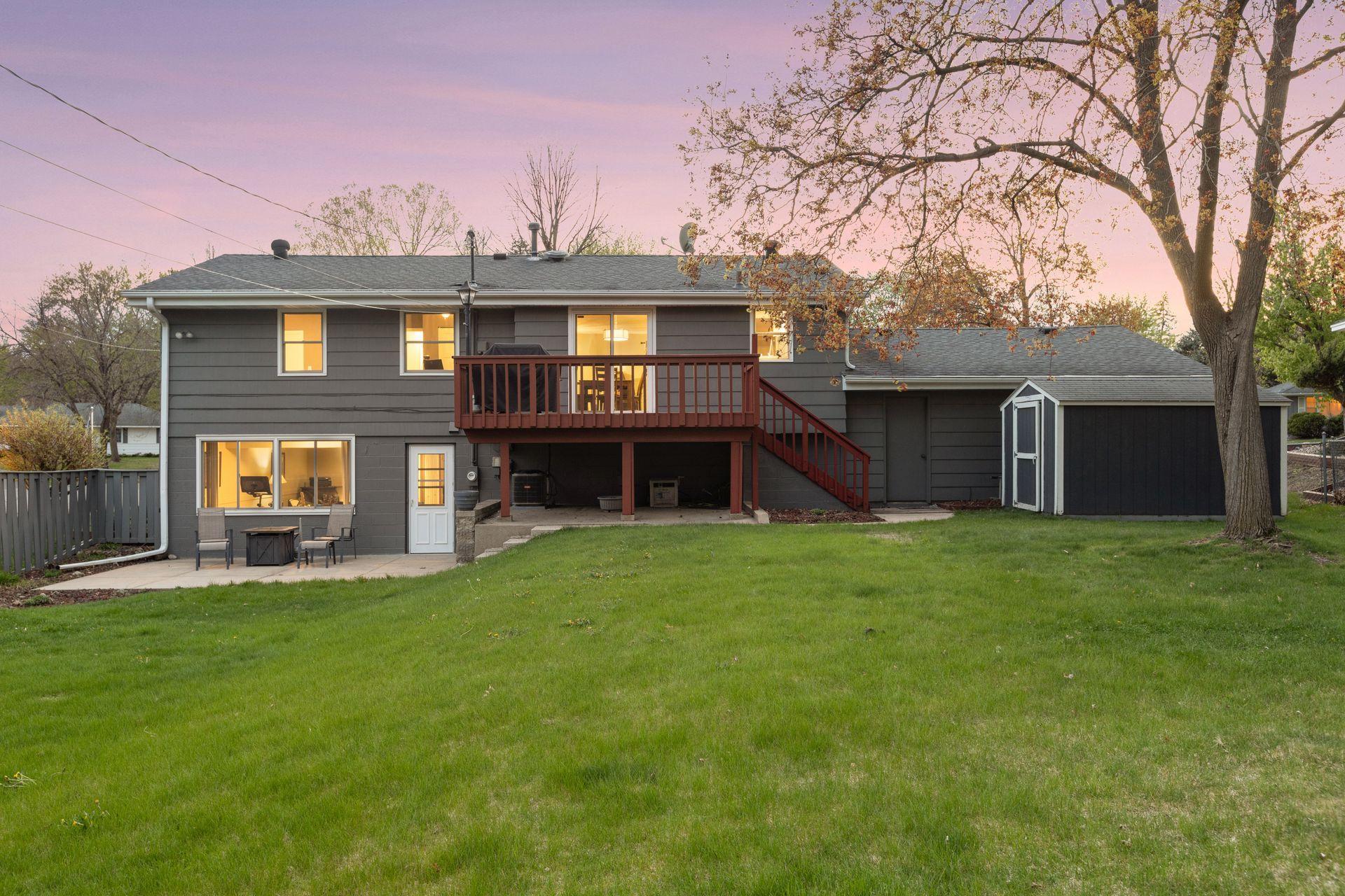 8317 Beard Rd, Bloomington, MN 55431