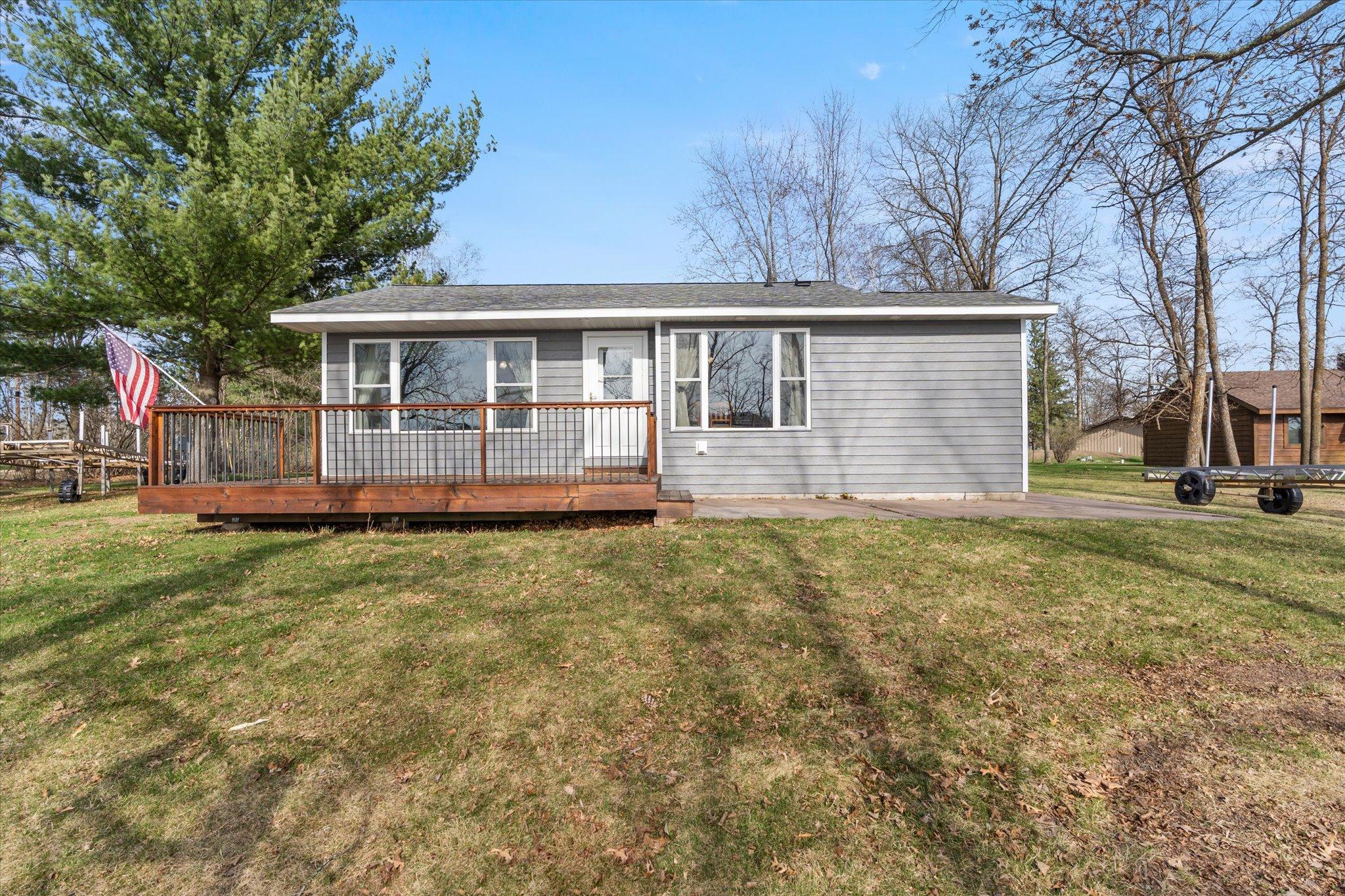 24975 Peavy Lake Dr, Hillman, MN 56338