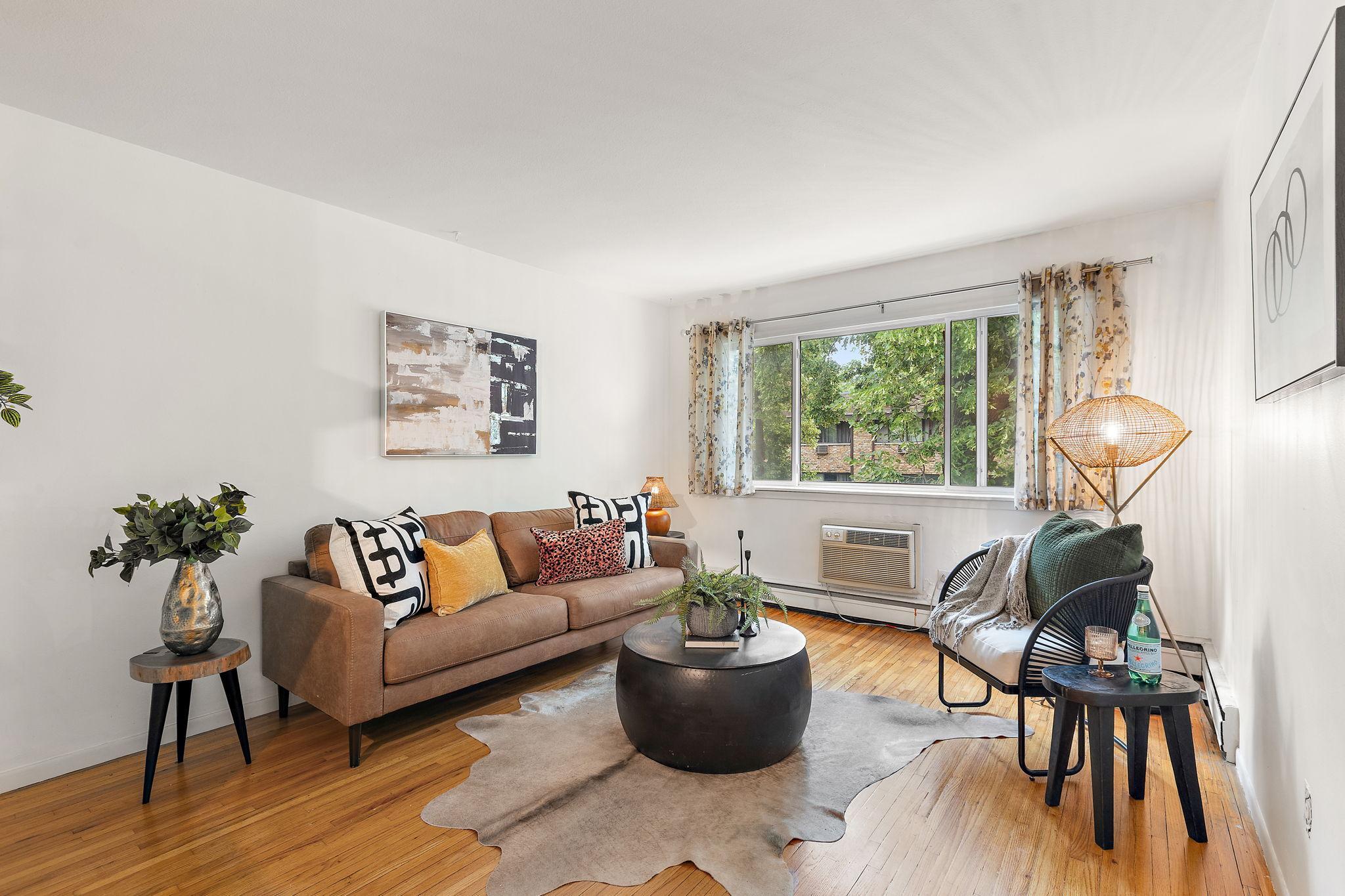 2112 Garfield Ave #14, Minneapolis, MN 55405