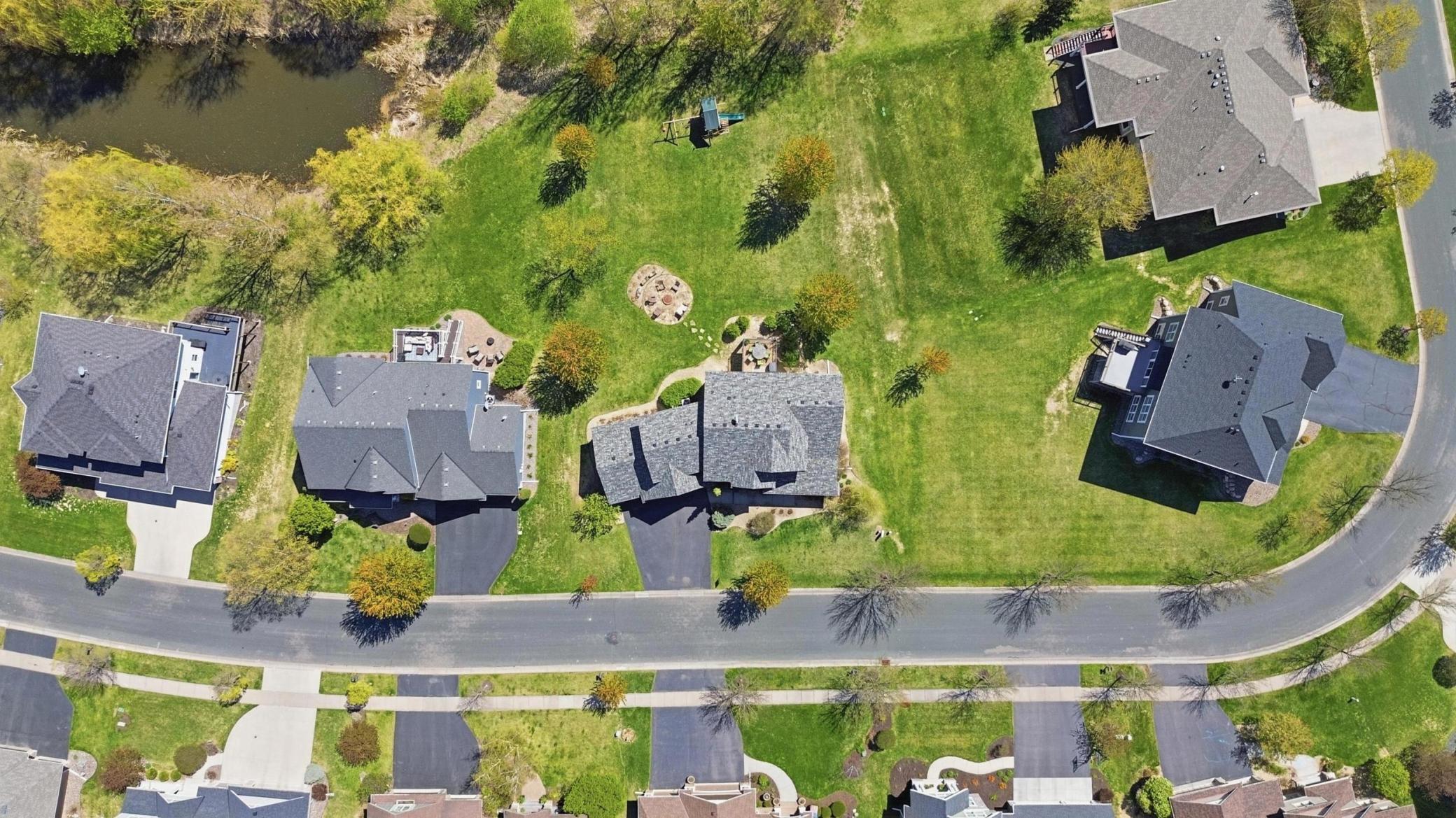 4435 Bluebell Trl S, Medina, MN 55340