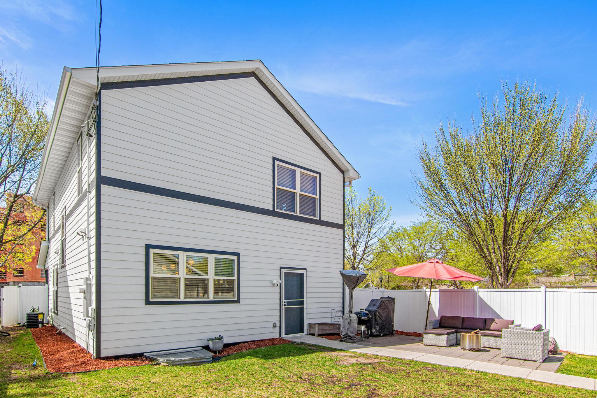 3126 Vincent Ave N, Minneapolis, MN 55411