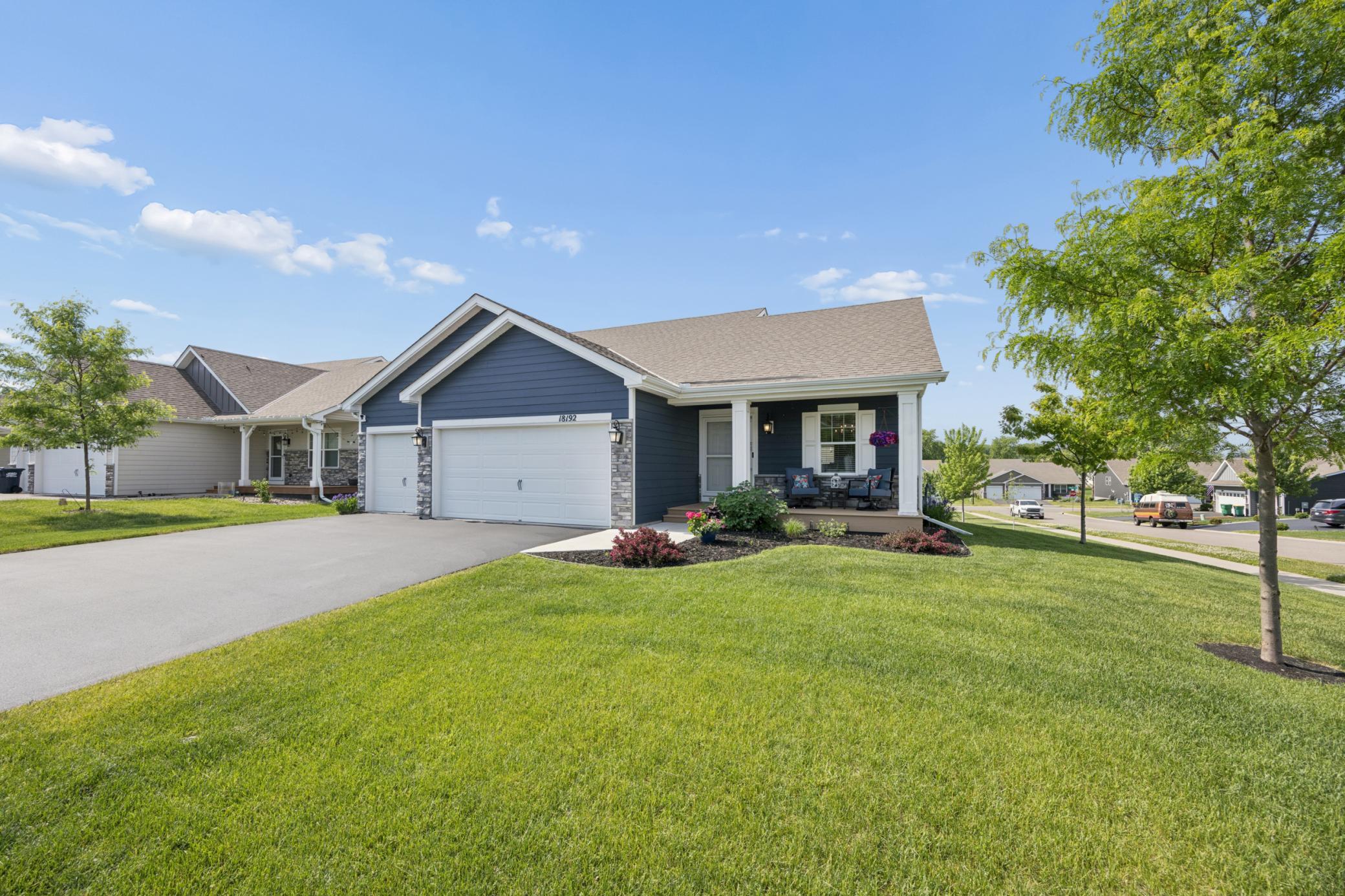 18192 Hartlin Ave, Lakeville, MN 55044