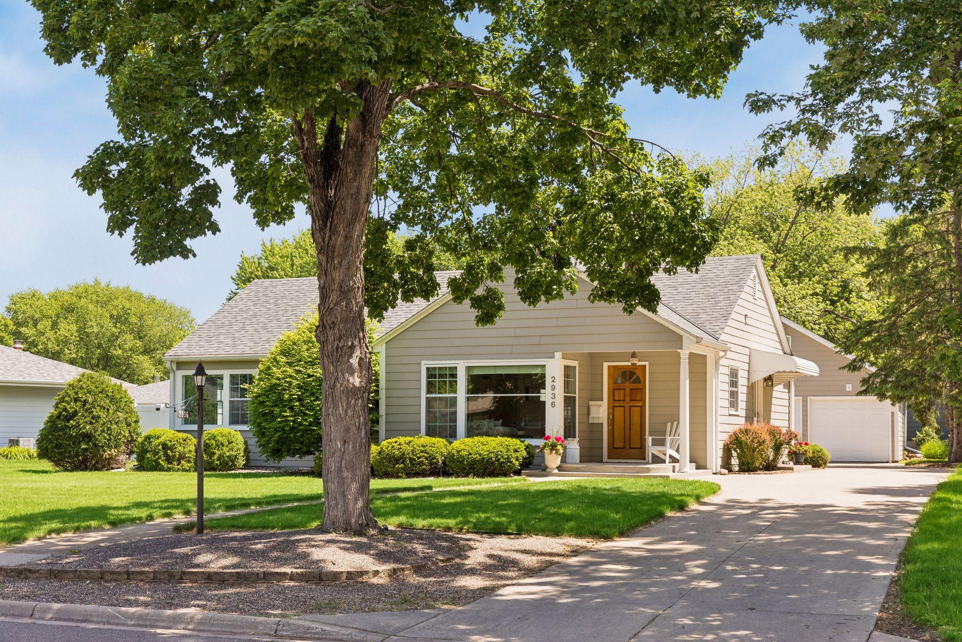 2936 Quail Ave N, Golden Valley, MN 55422