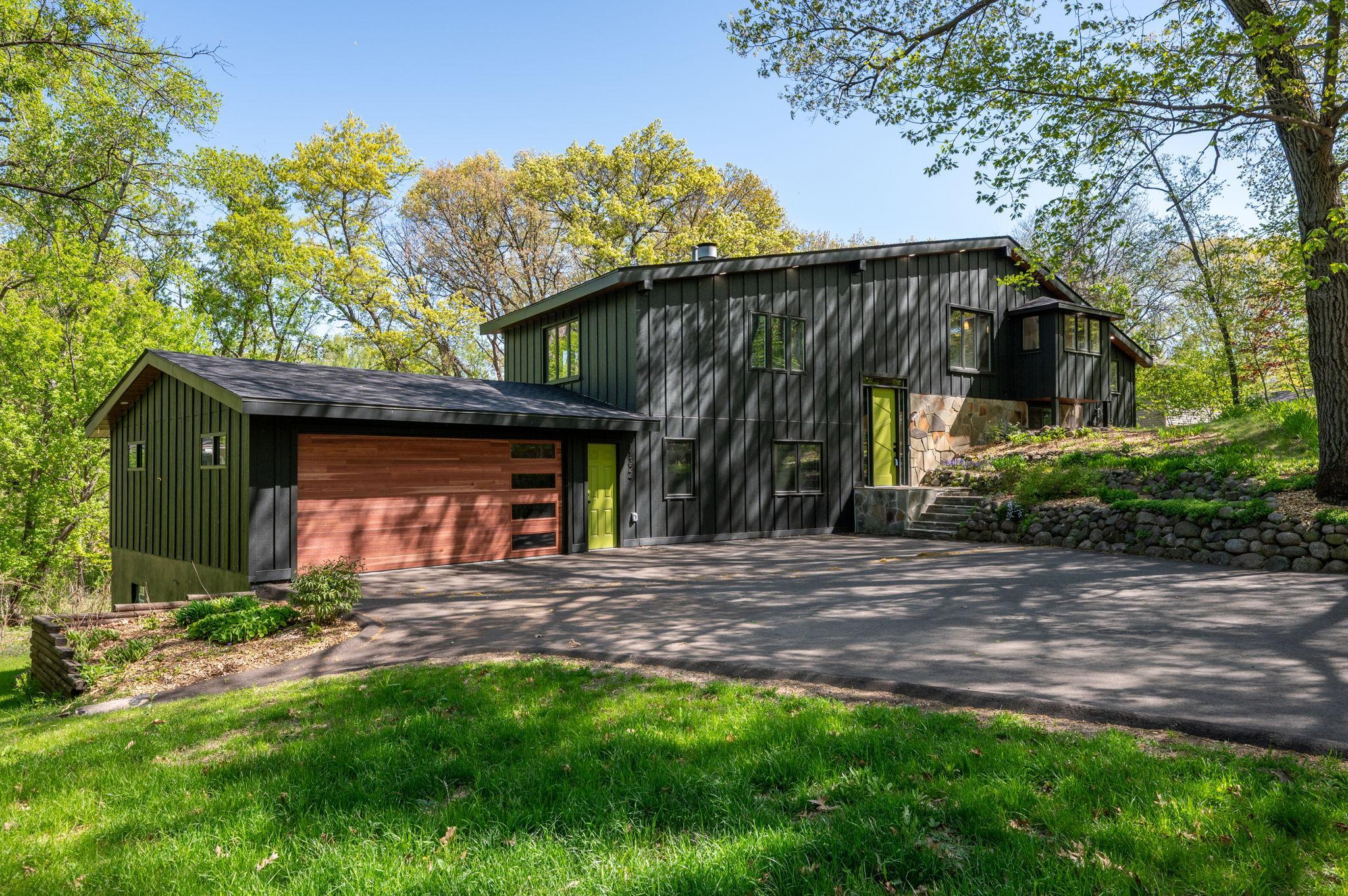 11324 Fetterly Rd W, Minnetonka, MN 55305