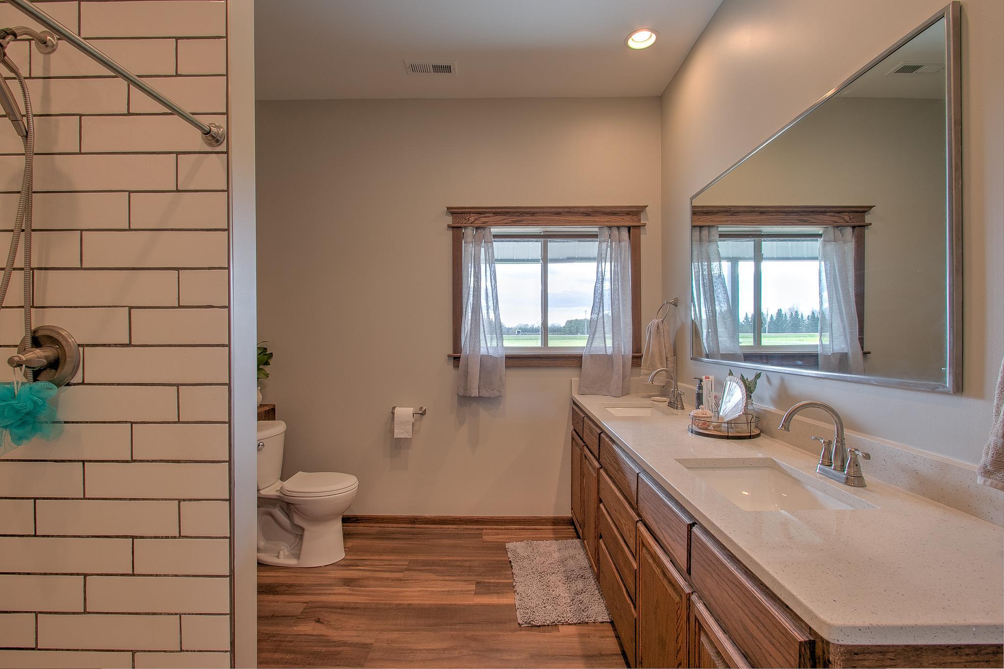 1238 King Rd, Ogilvie, MN 56358