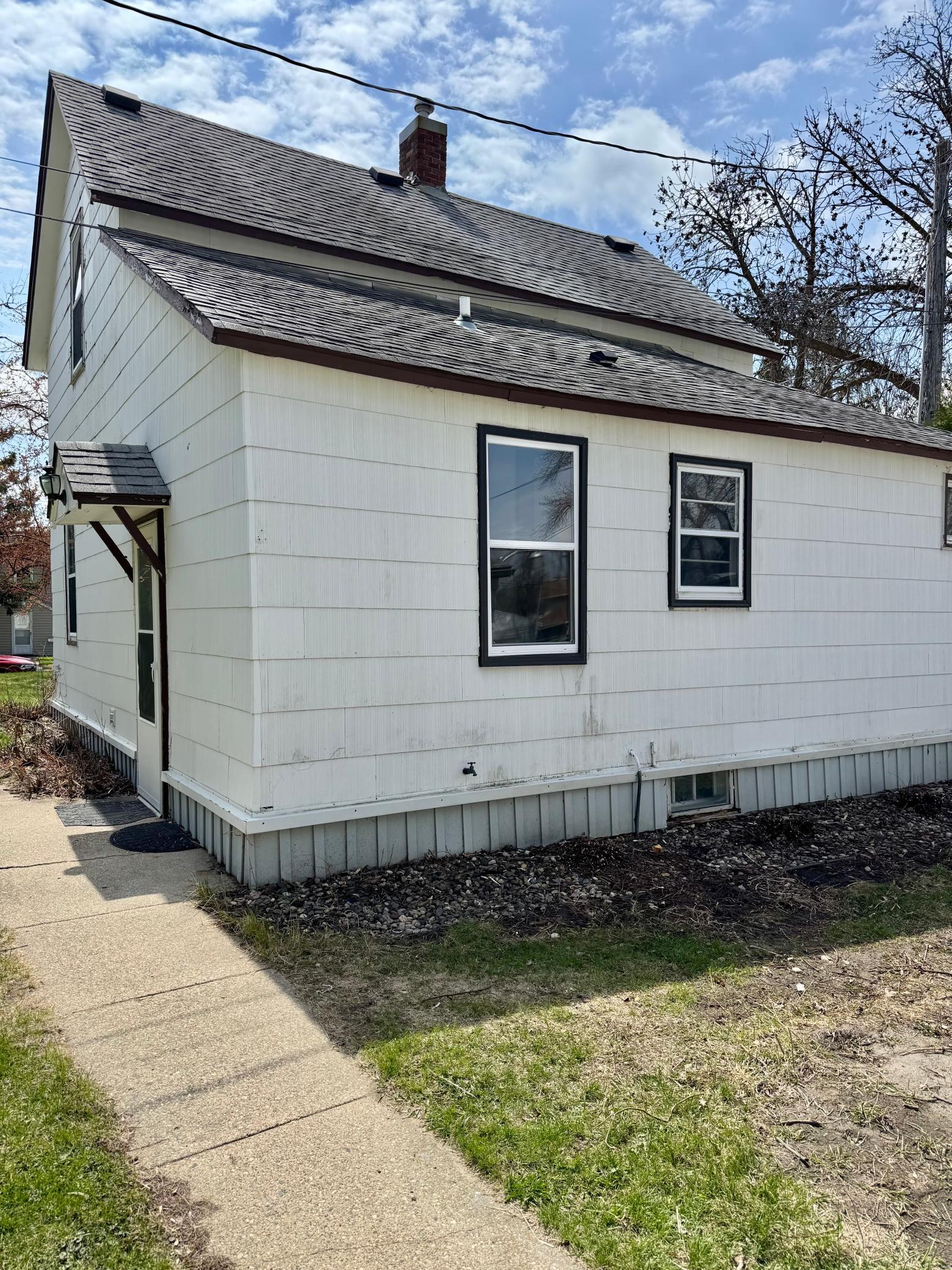 915 6th Ave E, Alexandria, MN 56308