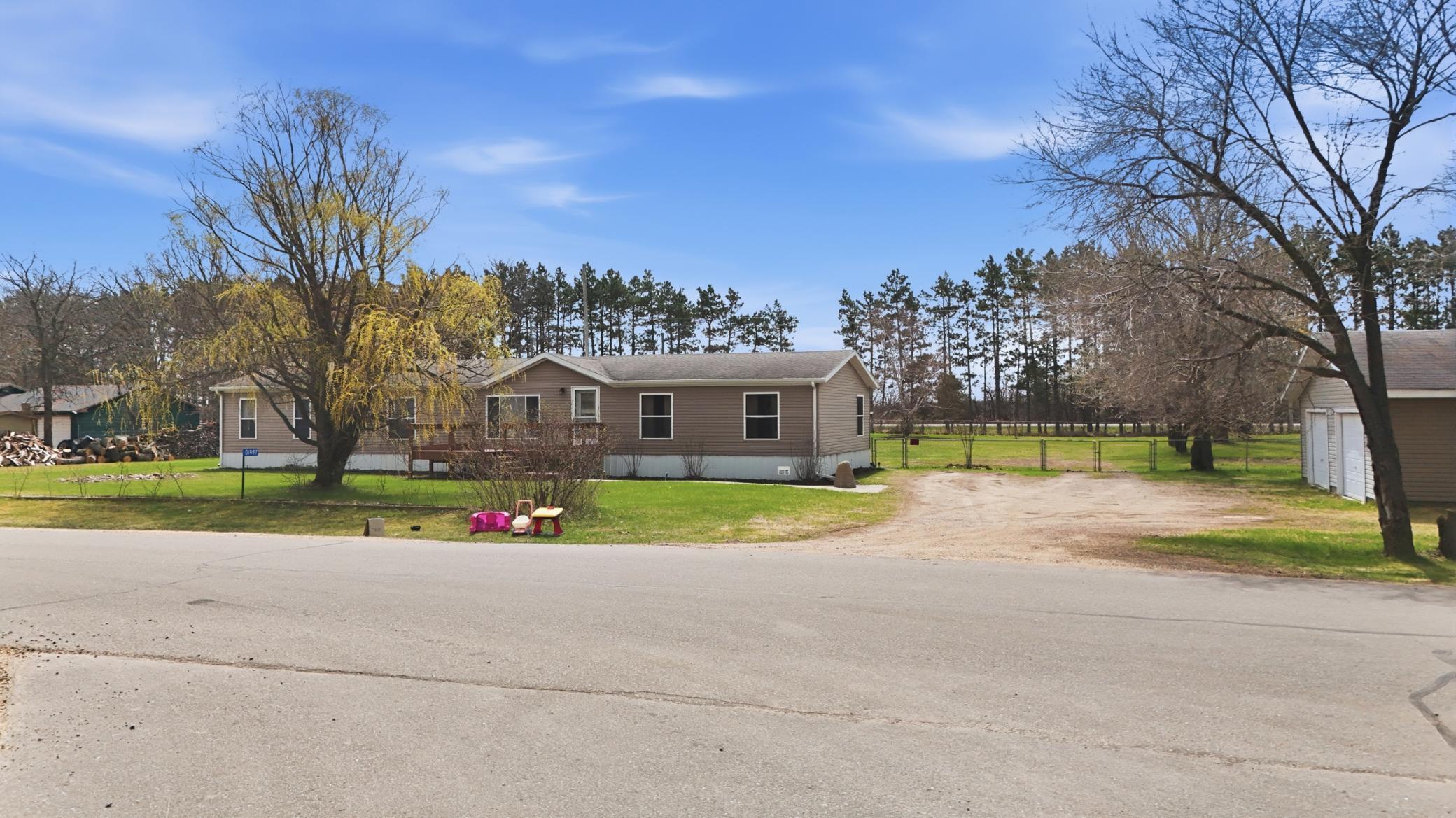 1987 Scearcyville Dr SW, Pillager, MN 56473