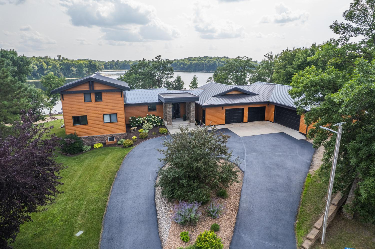 25530 River Hills Ln, Detroit Lakes, MN 56501