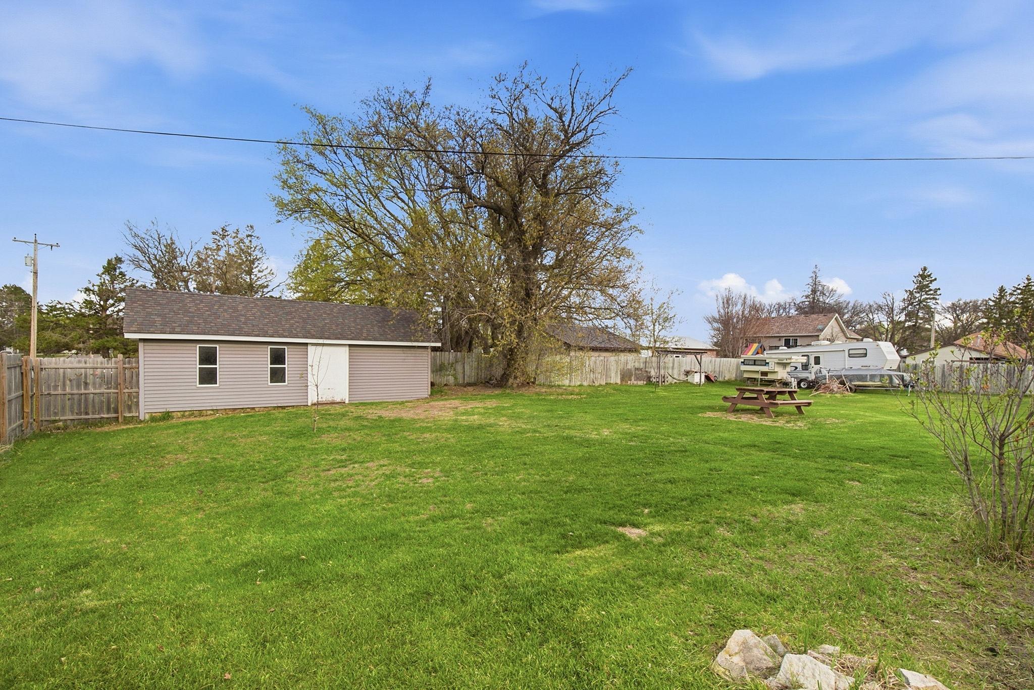 224 E 2nd St, Pillager, MN 56473