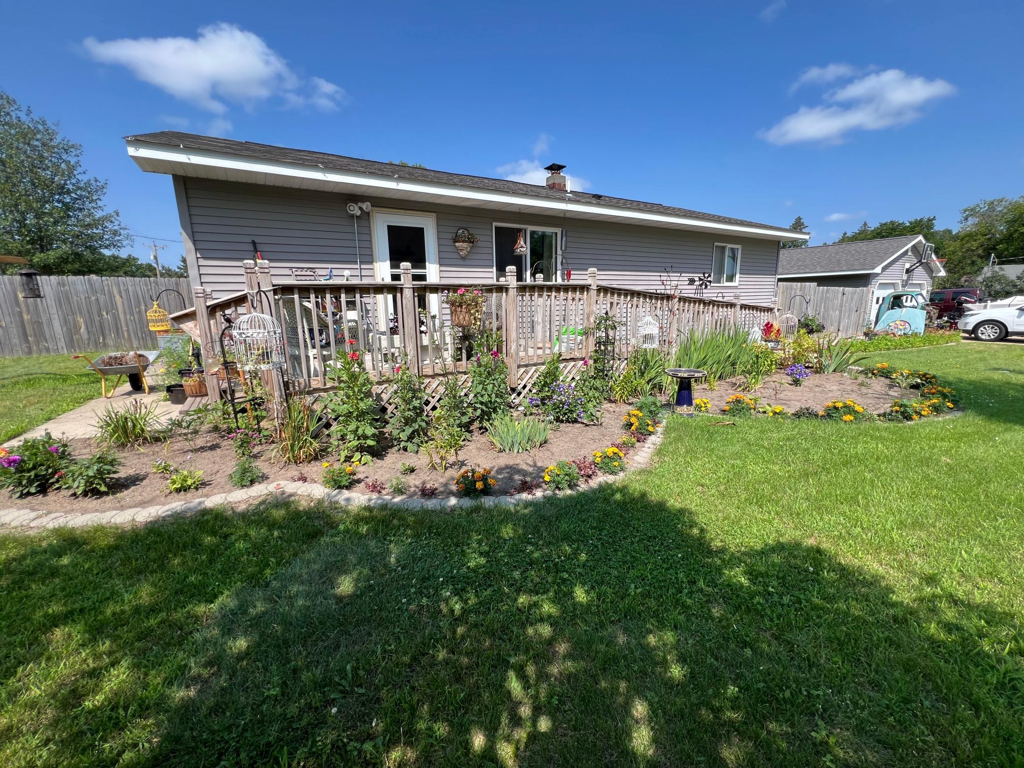 224 E 2nd St, Pillager, MN 56473