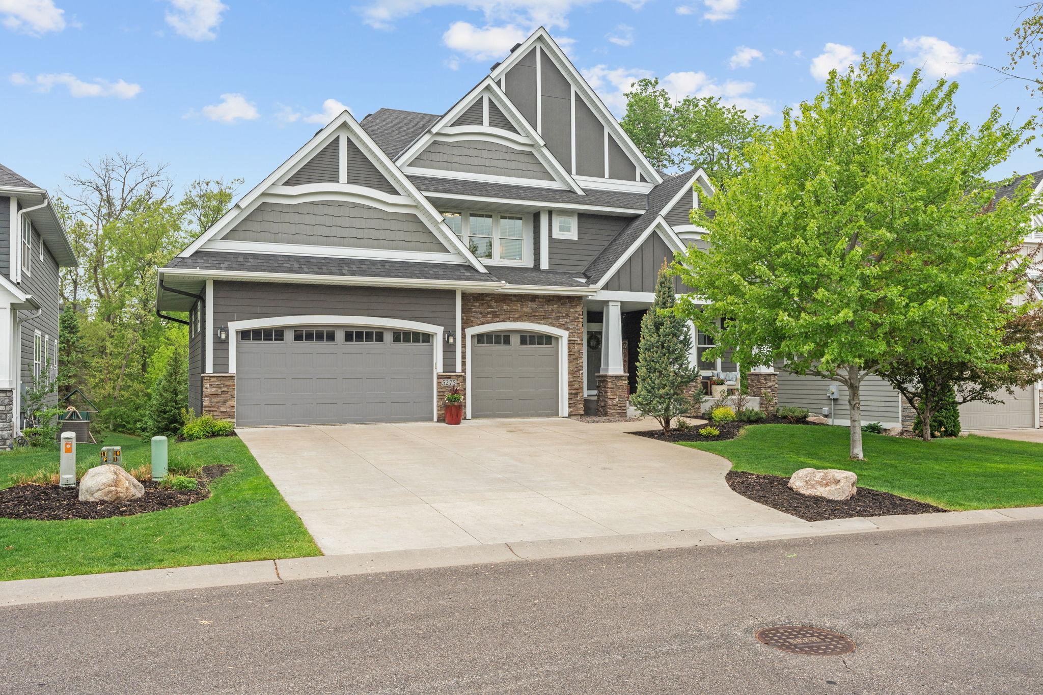 5275 Ranchview Ln N, Plymouth, MN 55446