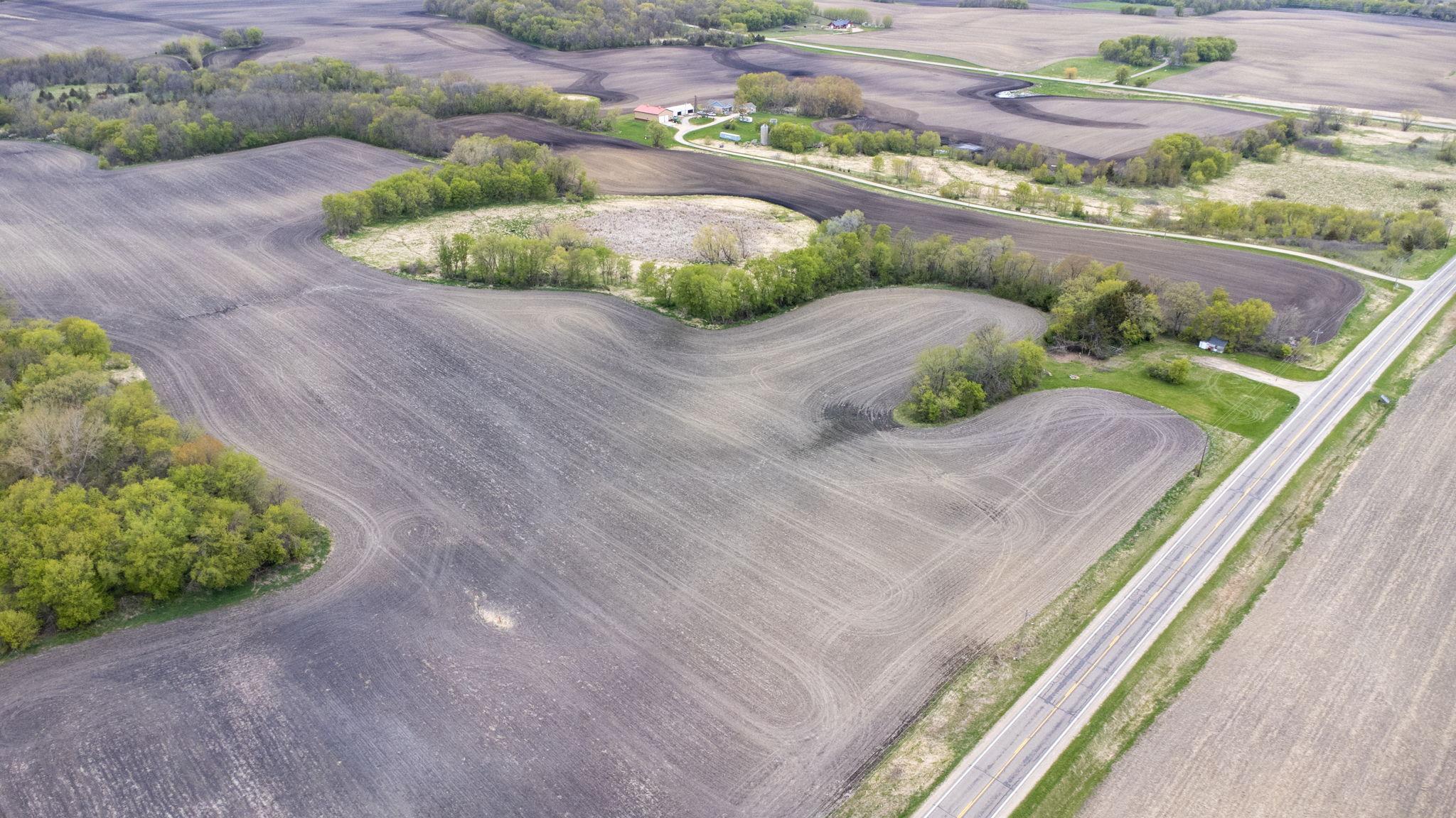 325 County Road 6 SW, Howard Lake, MN 55349