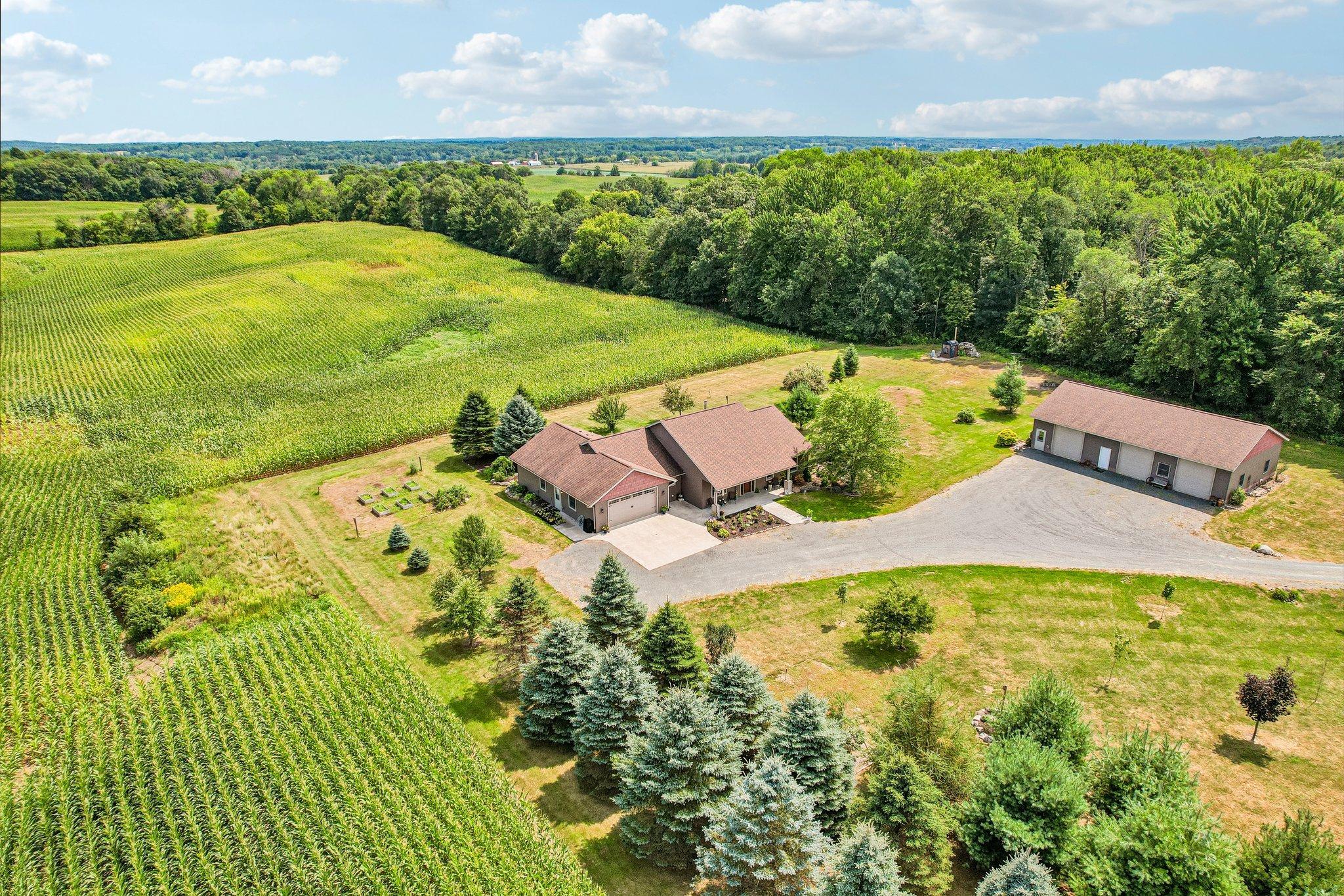 376 220th St, Osceola, WI 54020