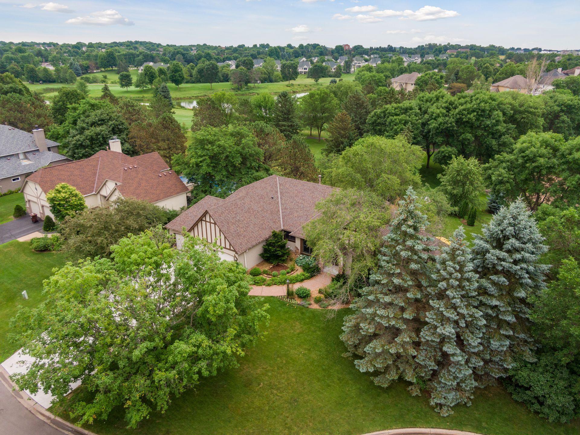 3595 Rae Ln, Woodbury, MN 55125