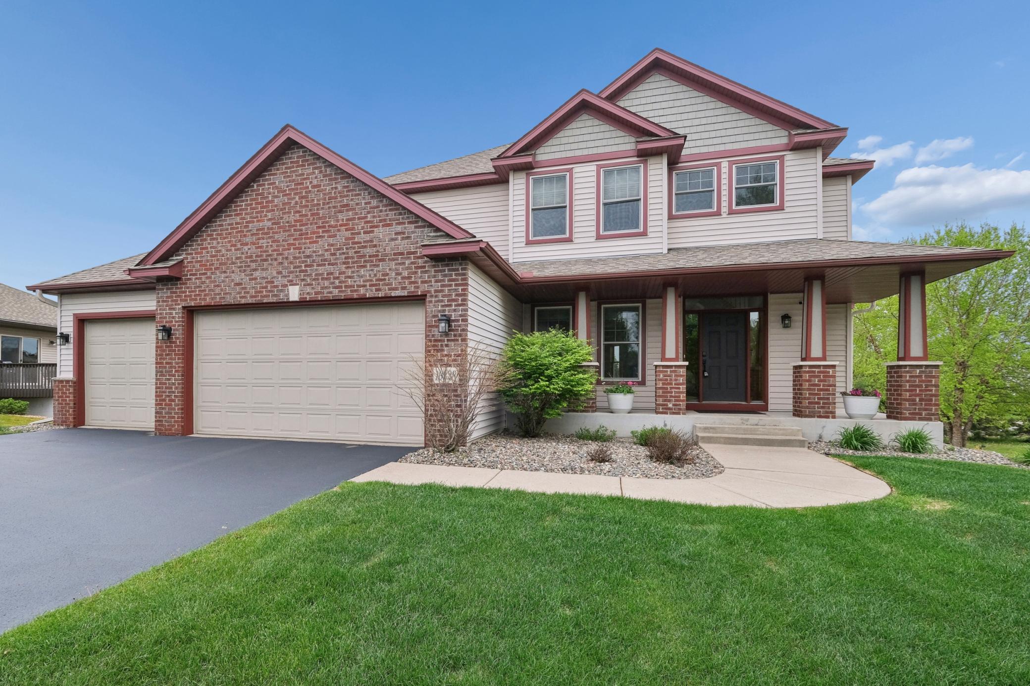 10828 Jersey Cir N, Brooklyn Park, MN 55445