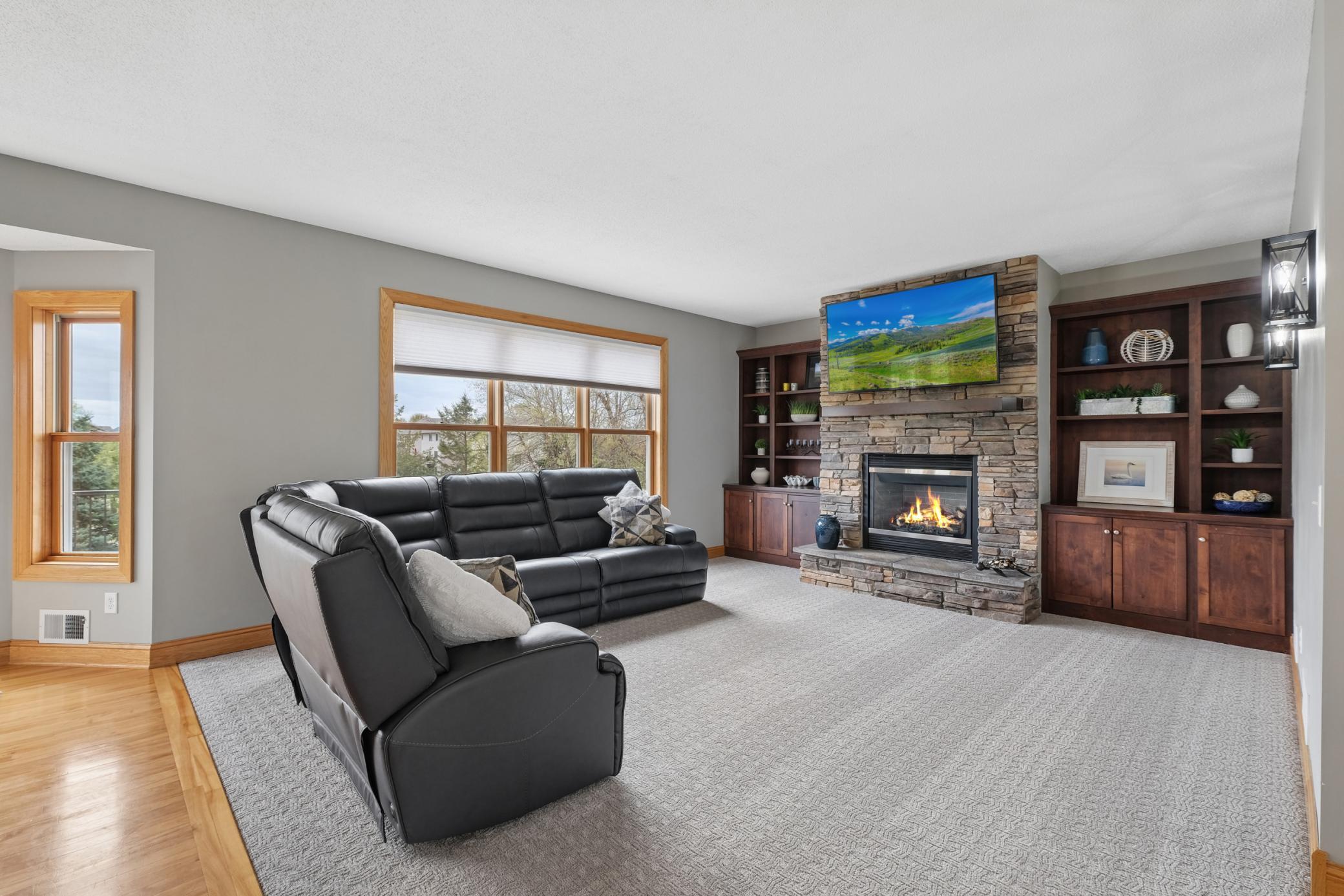 10828 Jersey Cir N, Brooklyn Park, MN 55445