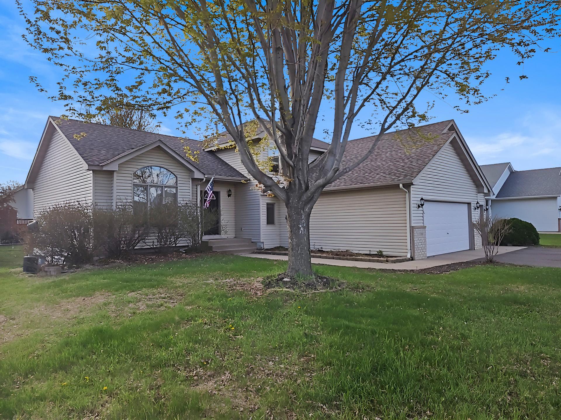 13788 Goldenrod St NW, Andover, MN 55304