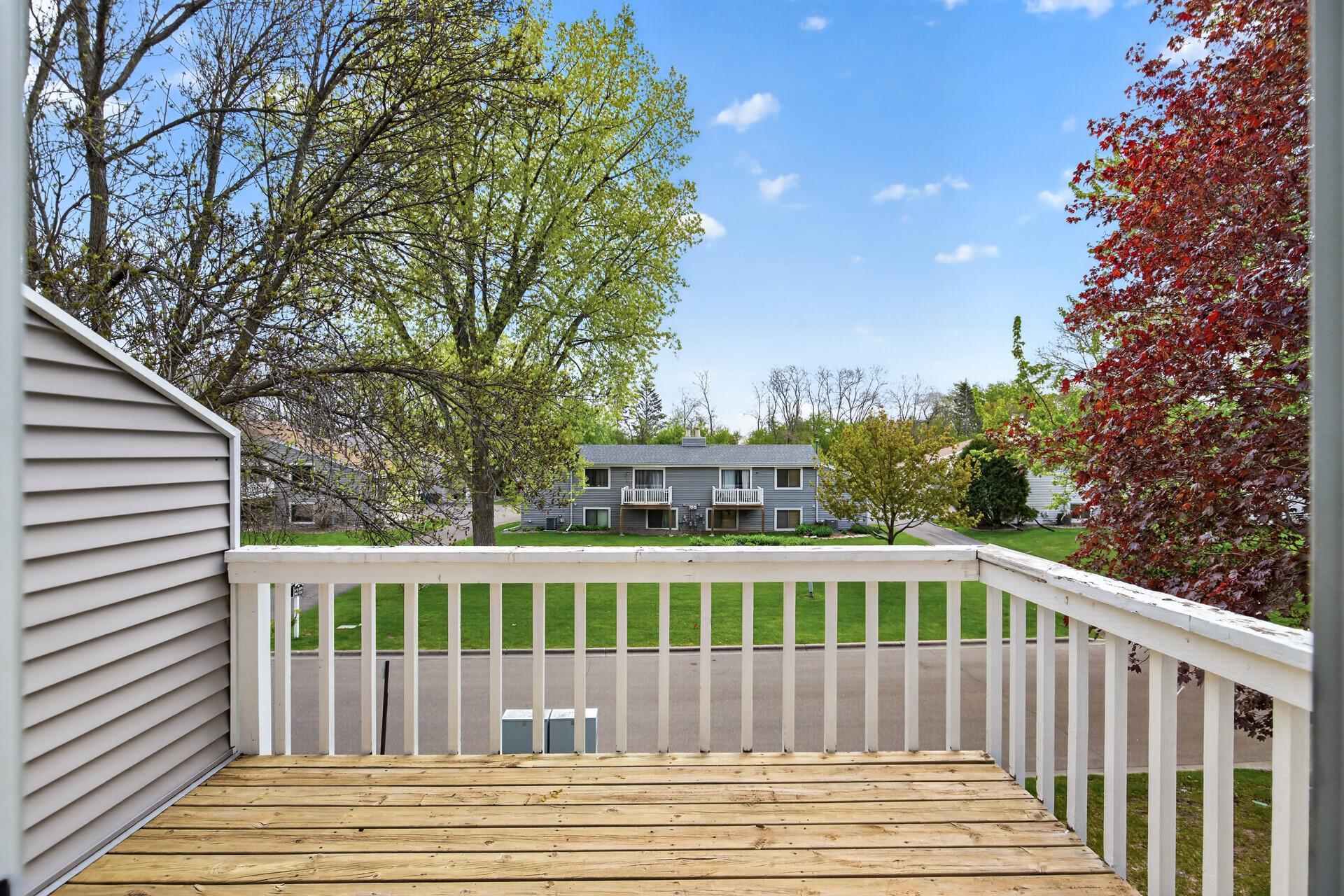 5546 Pompano Dr, Minnetonka, MN 55343