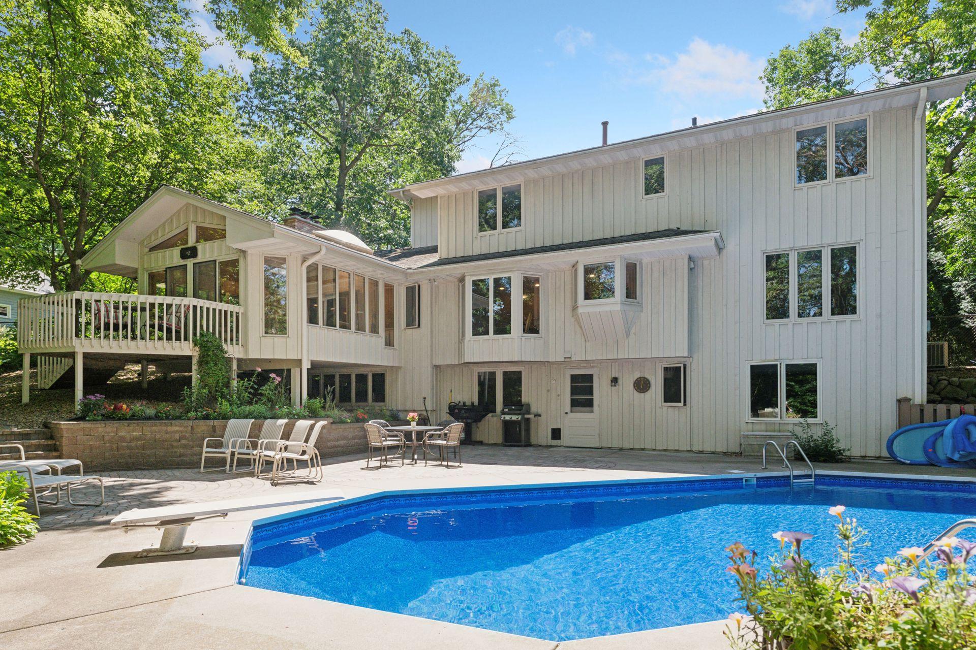 14805 Minnehaha Pl, Wayzata, MN 55391