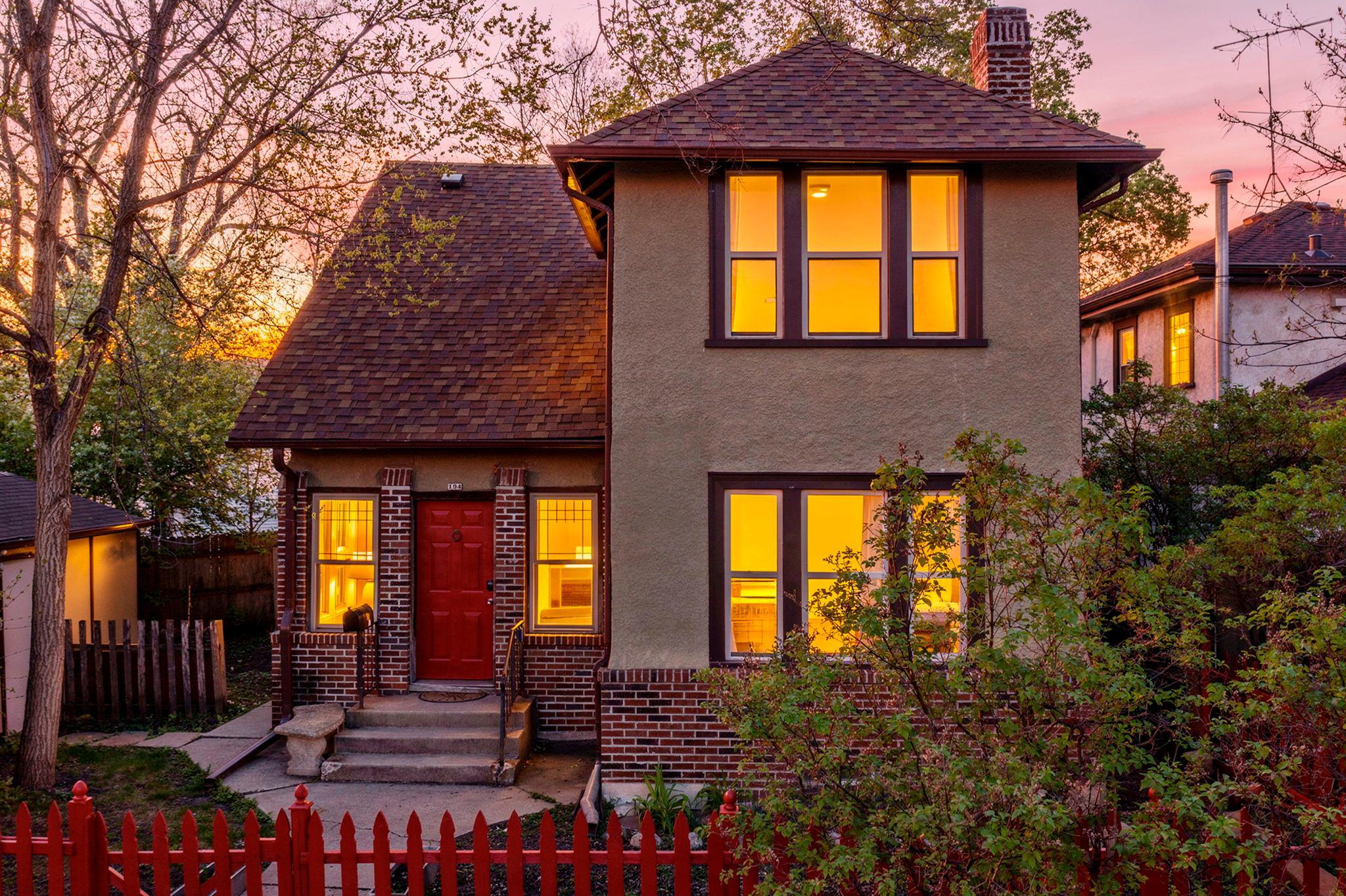 194 Logan Ave N, Minneapolis, MN 55405