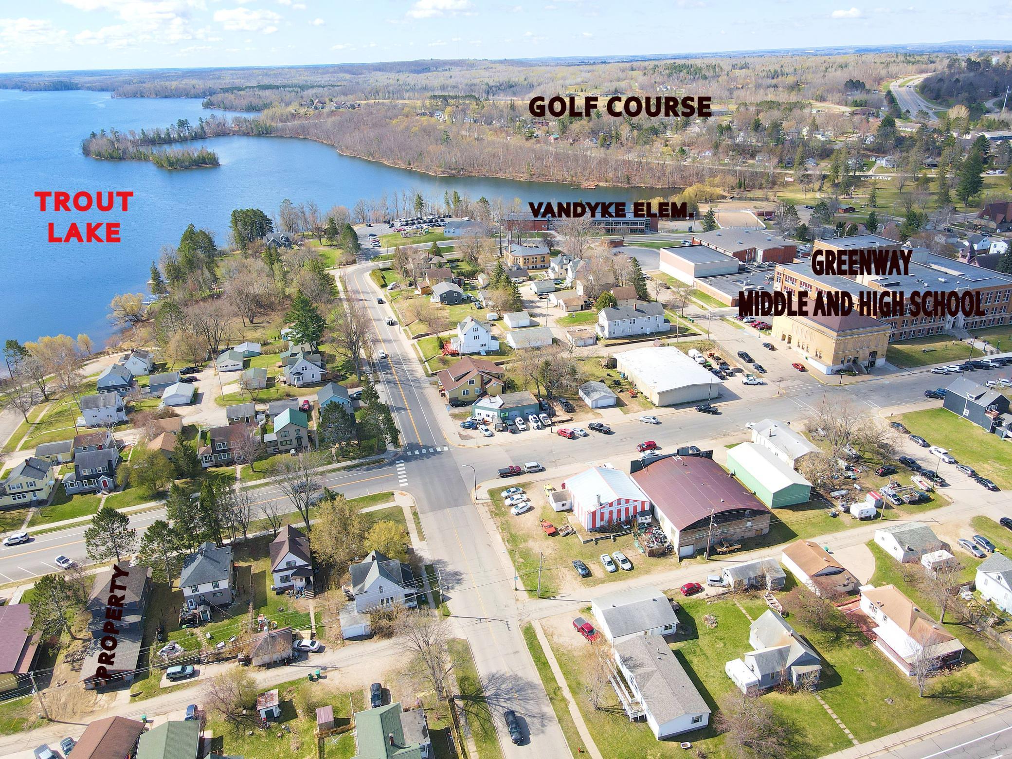105 Roosevelt St, Coleraine, MN 55722