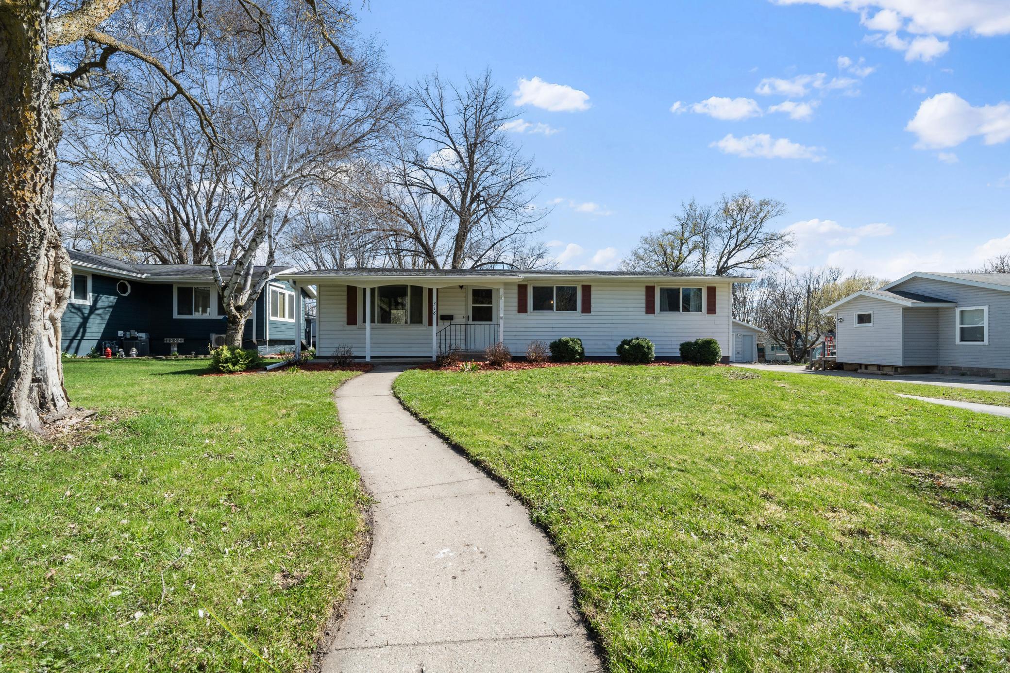 318 4th Ave NE, Glenwood, MN 56334