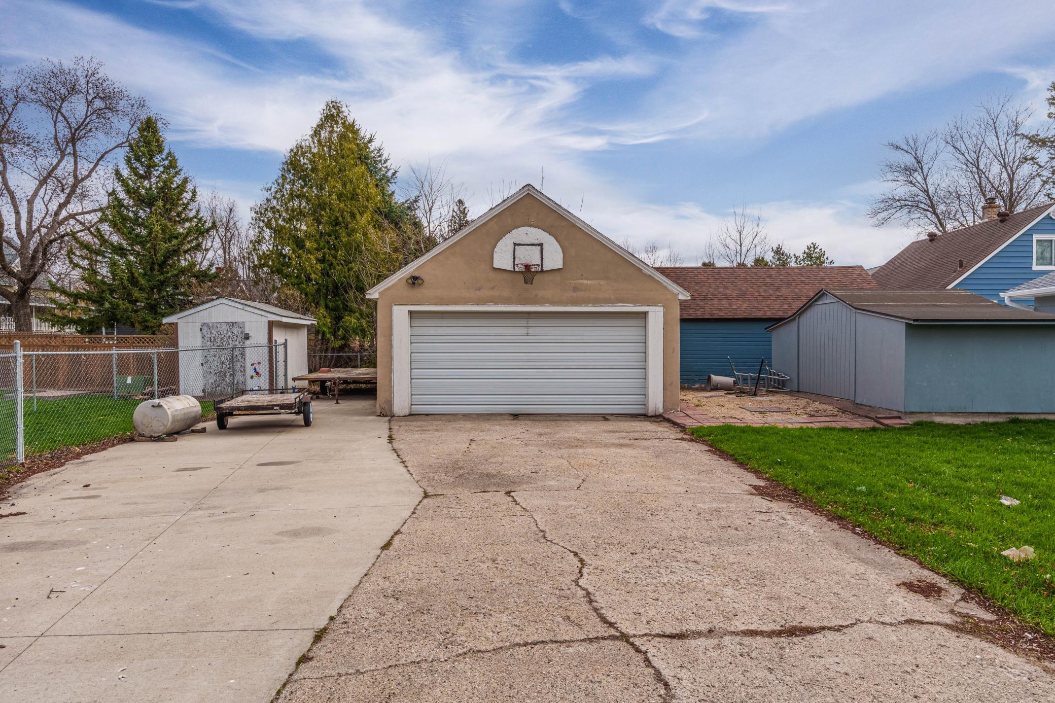 610 5th St, Hawley, MN 56549