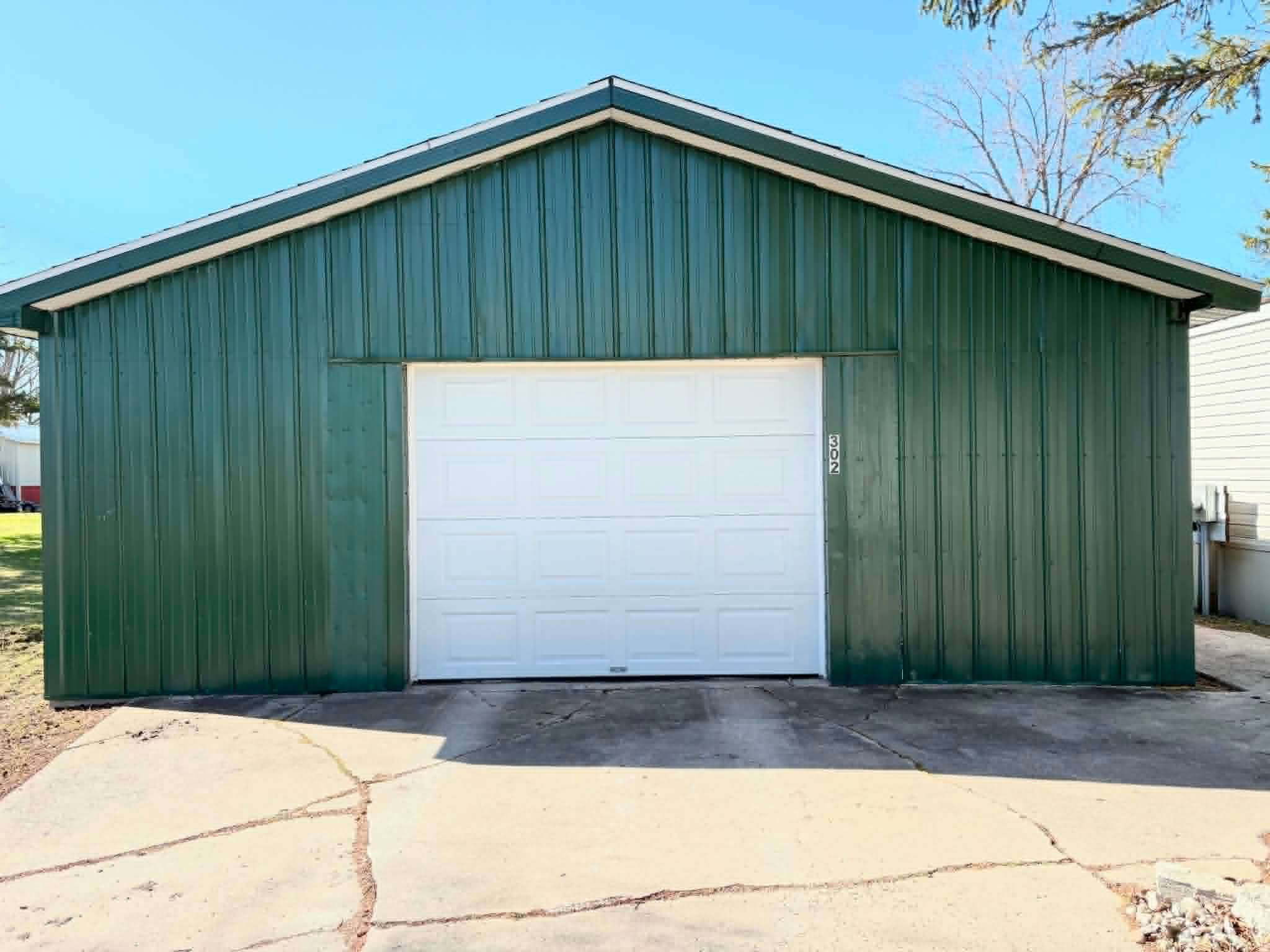 302 Anderson St, Strandquist, MN 56758