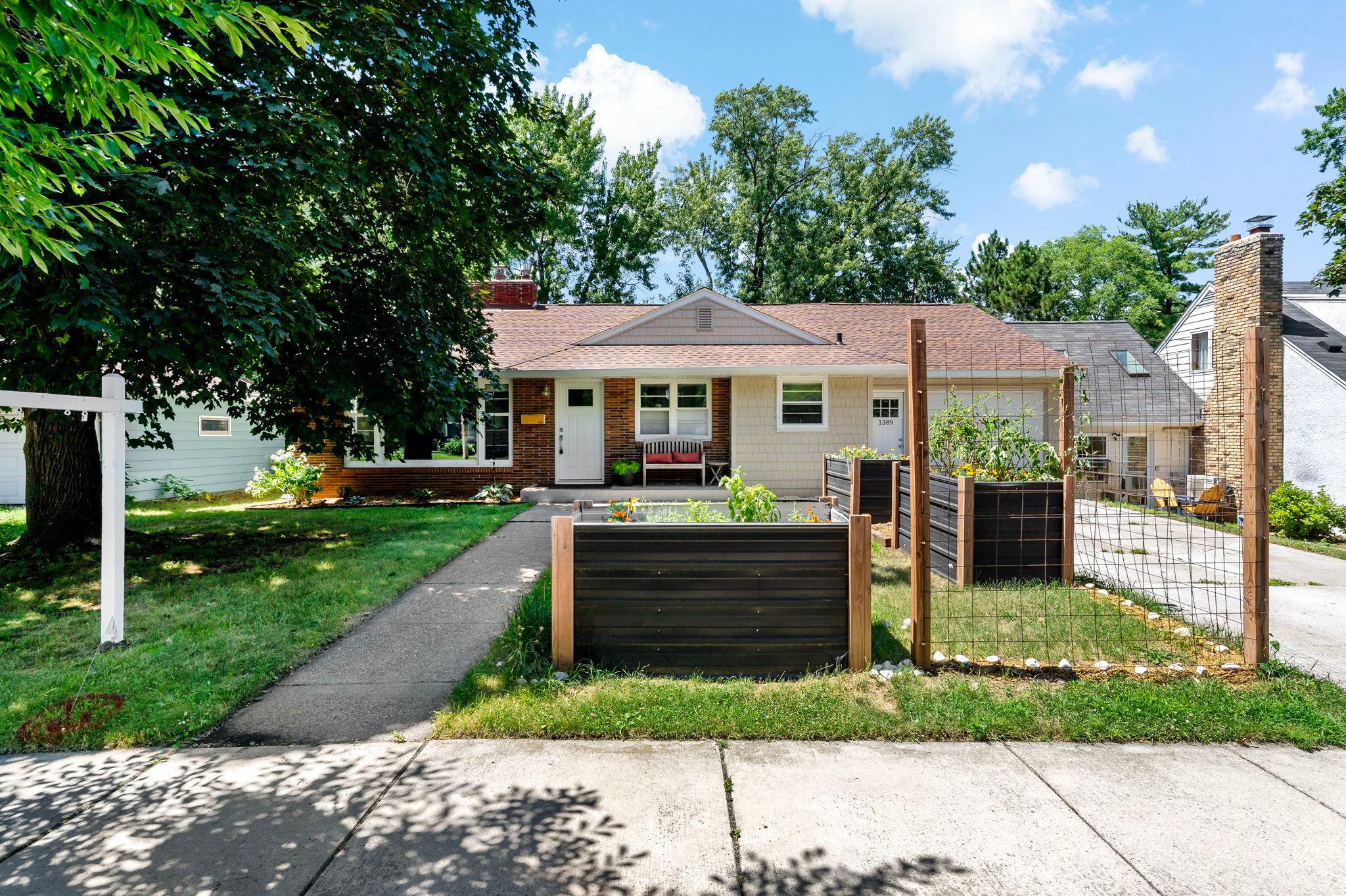 1389 Prior Ave S, Saint Paul, MN 55116