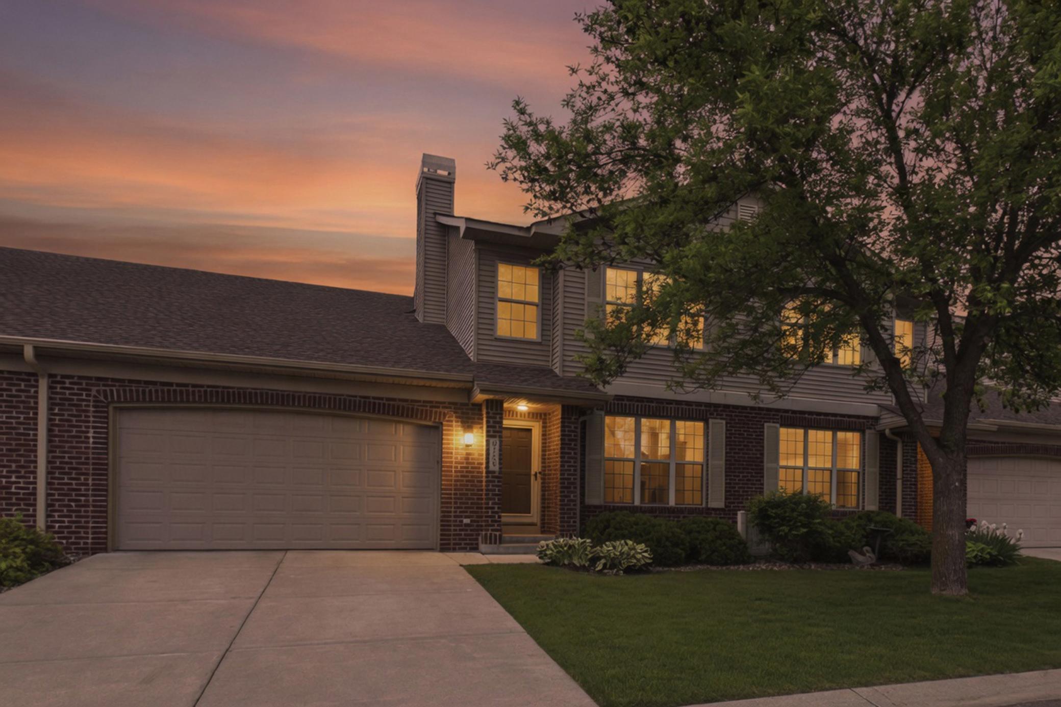 9728 Belmont Ln, Eden Prairie, MN 55347