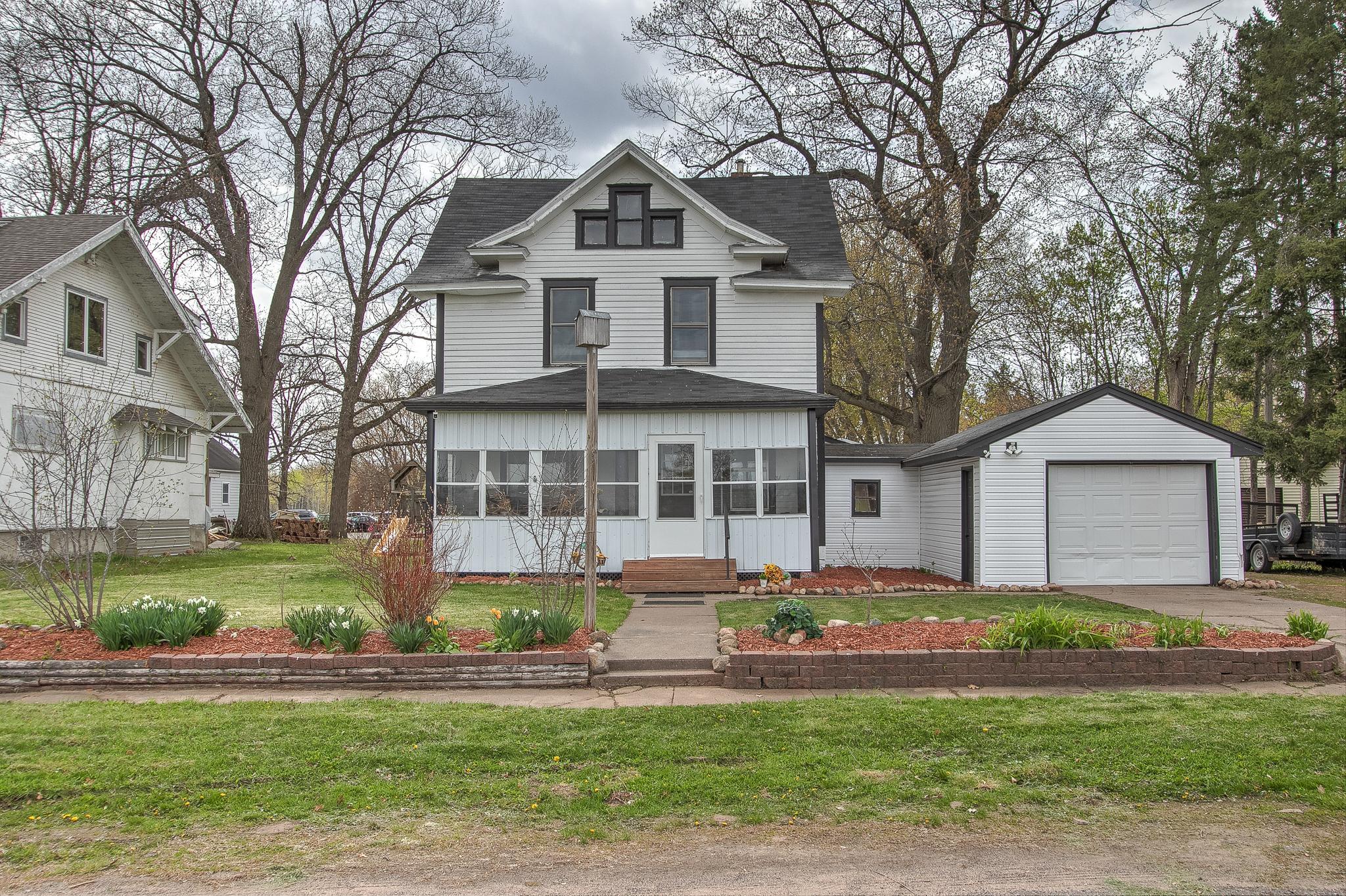 105 N Ciro Ave, Ogilvie, MN 56358