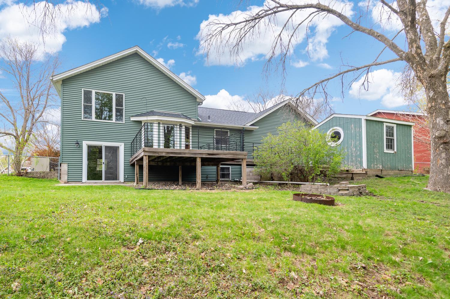 10135 47th Ave N, Plymouth, MN 55442