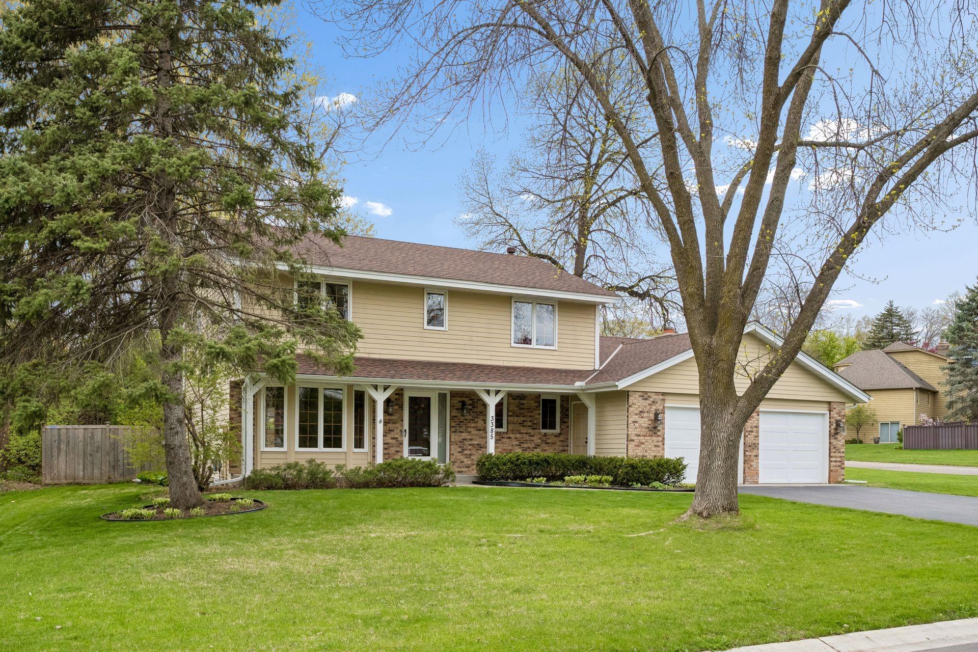 3385 Rosewood Ln N, Plymouth, MN 55441
