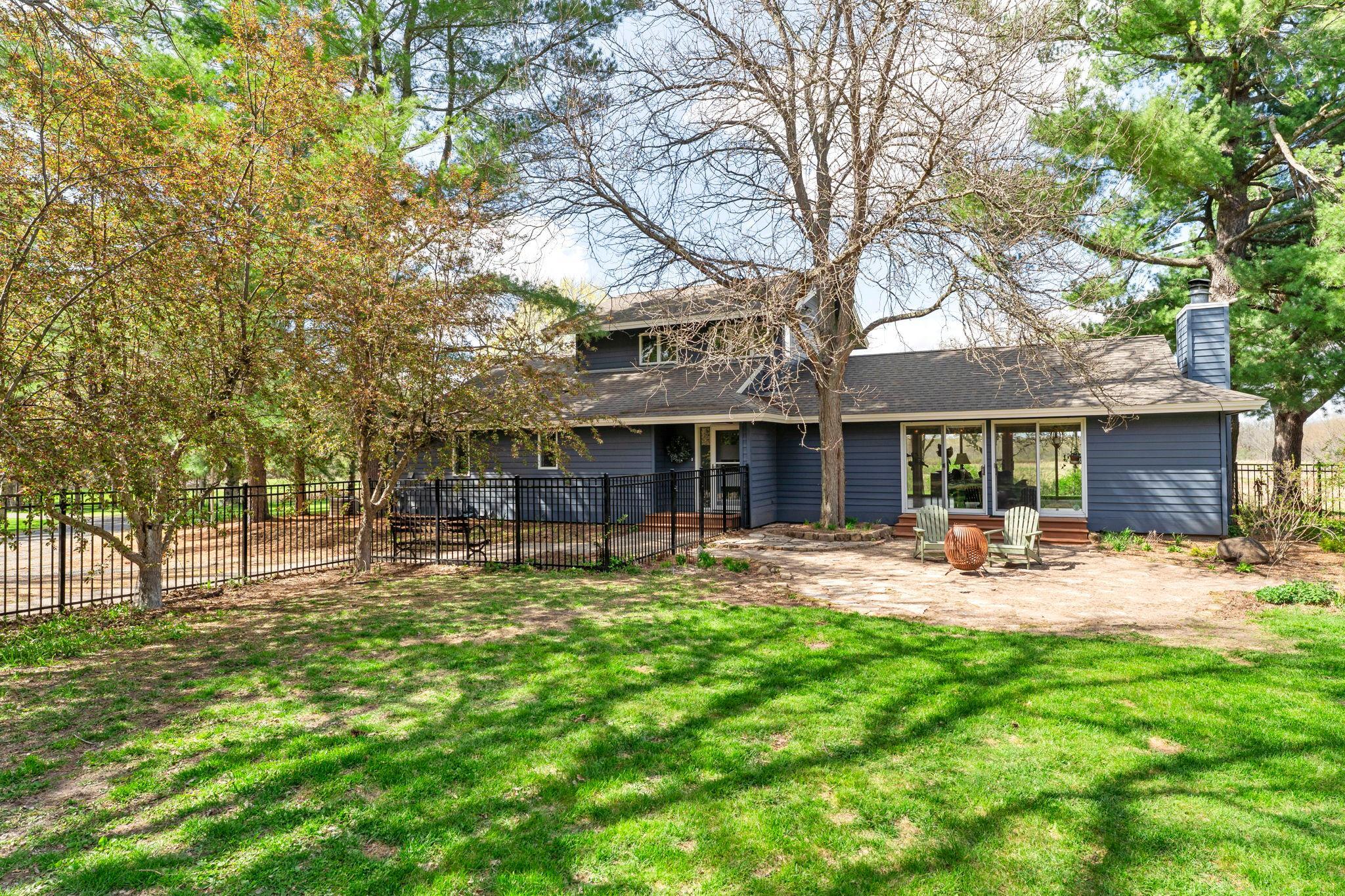 1711 W Church Rd, Star Prairie, WI 54026