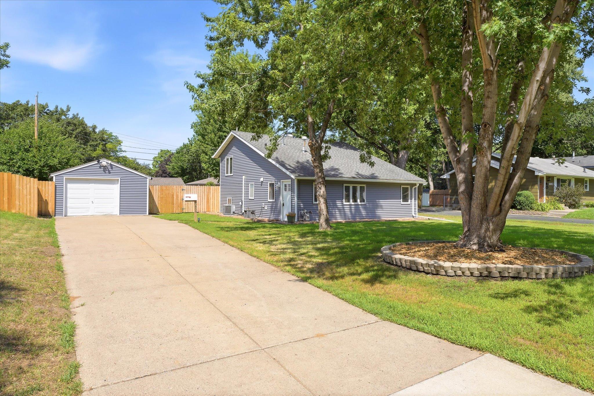 5809 Quail Ave N, Crystal, MN 55429