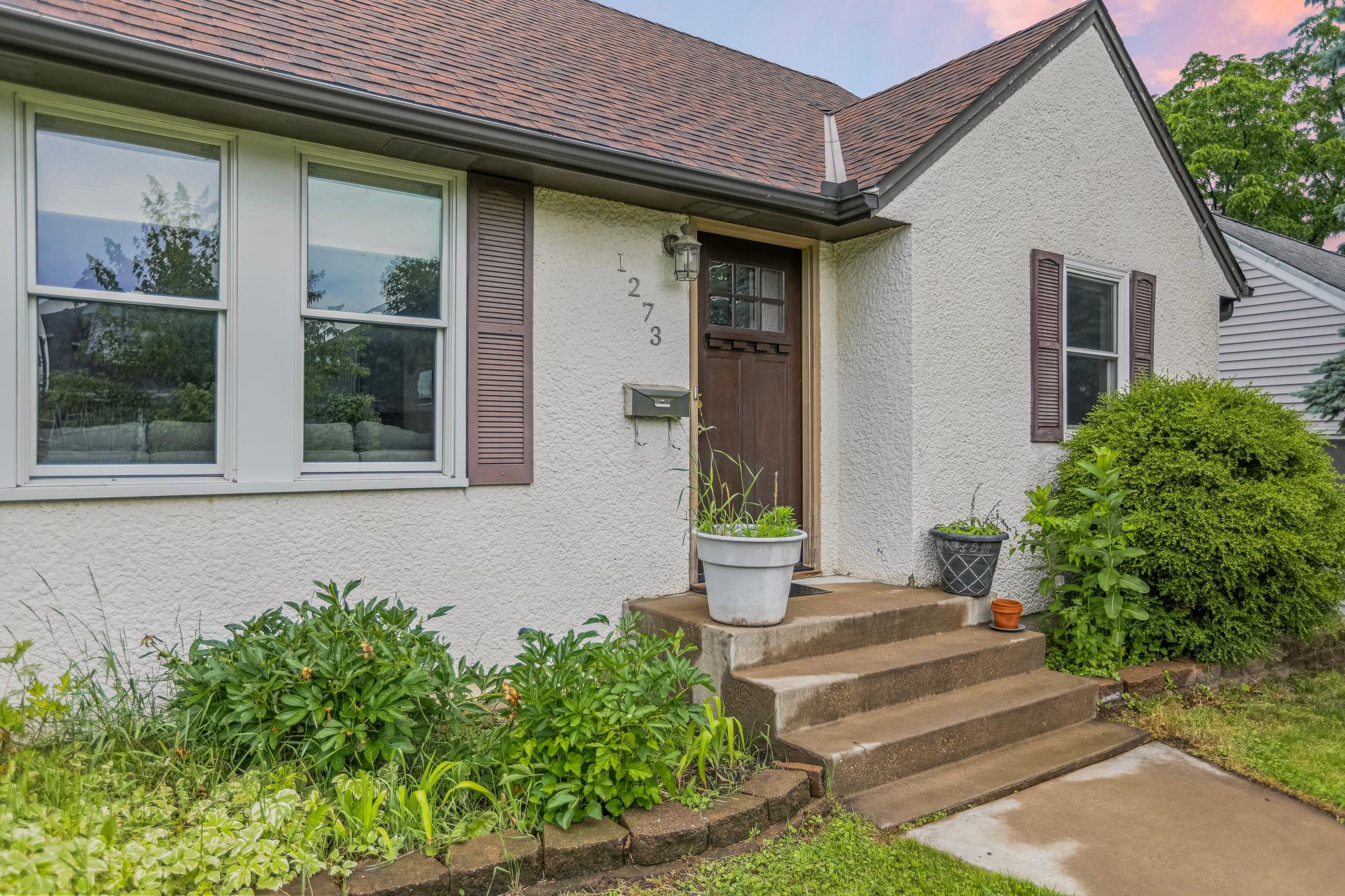 1273 Juno Ave, Saint Paul, MN 55116