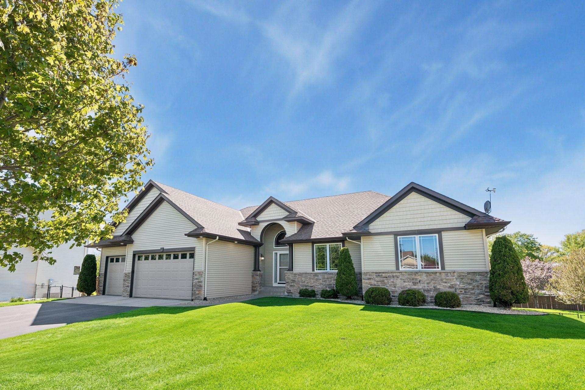 10627 Colorado Ave N, Brooklyn Park, MN 55443