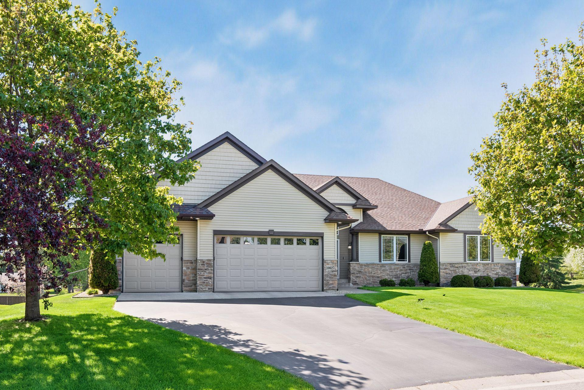 10627 Colorado Ave N, Brooklyn Park, MN 55443