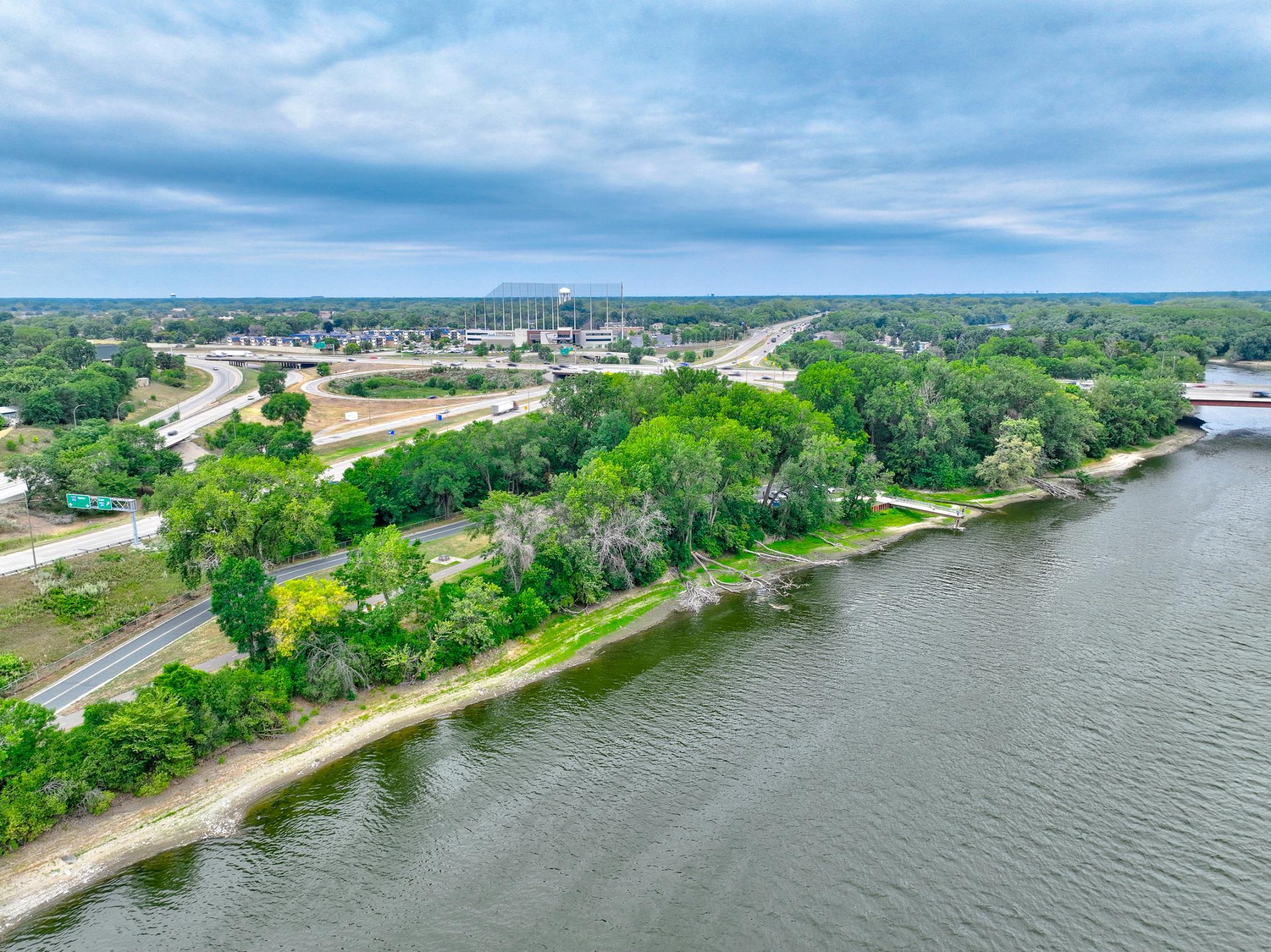 6024 Camden Ave N, Brooklyn Center, MN 55430