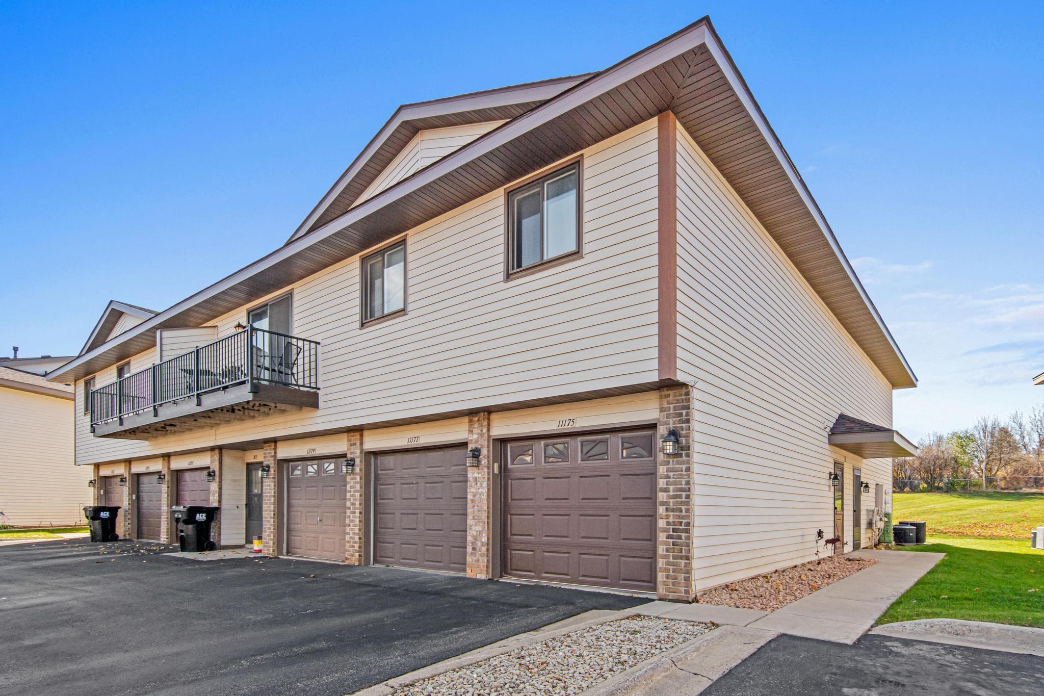 11177 Edgewood Cir N, Champlin, MN 55316
