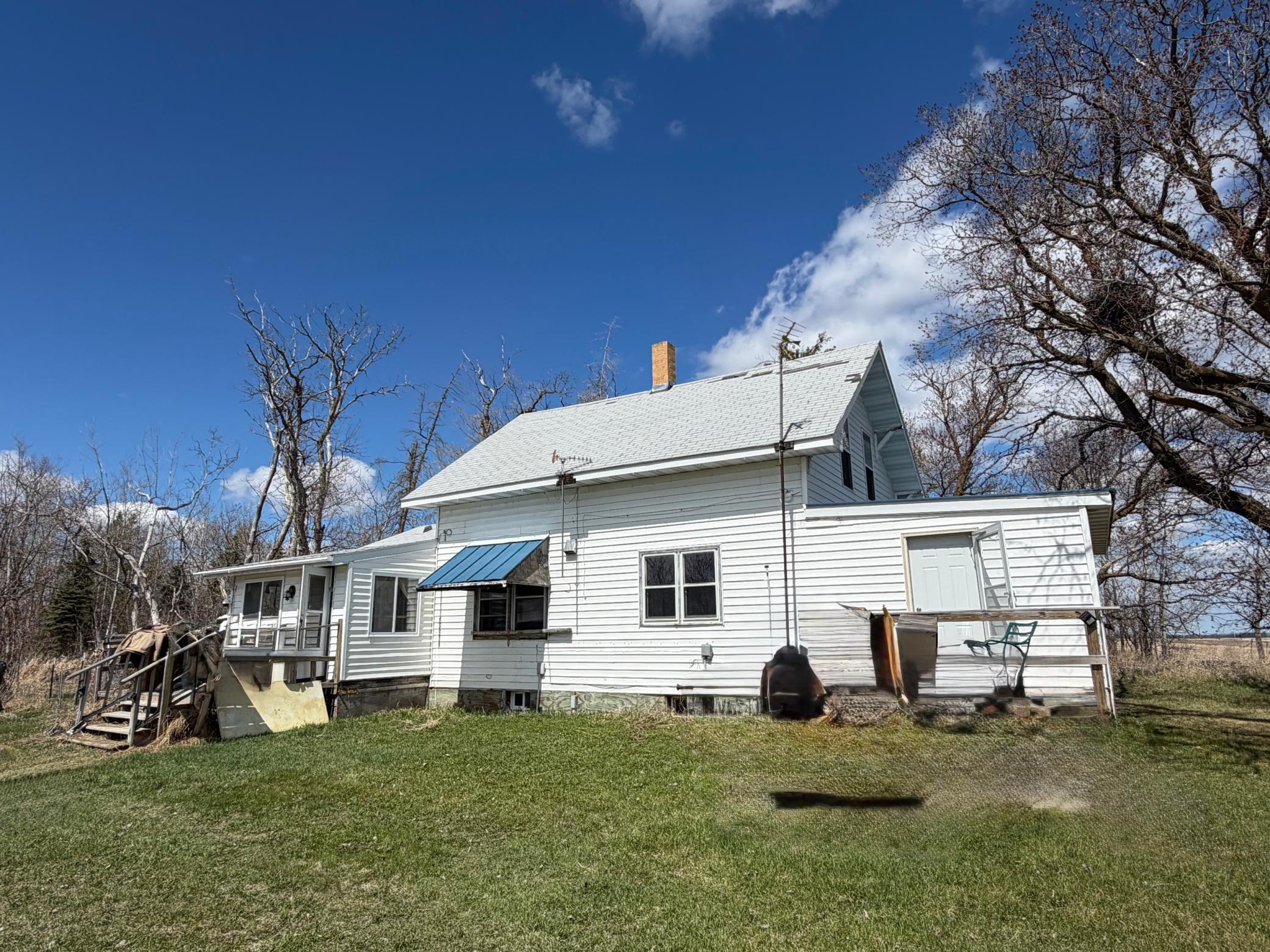 36707 290th Ave, Roseau, MN 56751