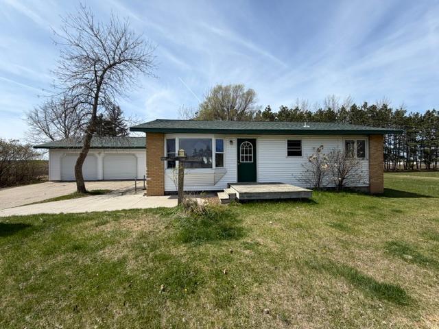 42253 439th Ave, Perham, MN 56573